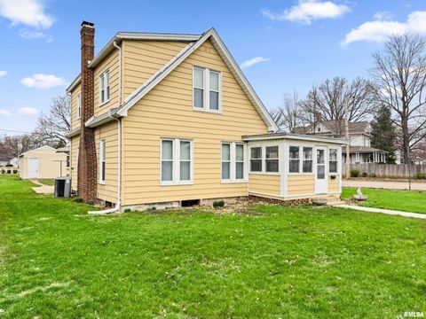 Homes For Sale - 1249 N 5th Street<br/> Chillicothe, IL 61523