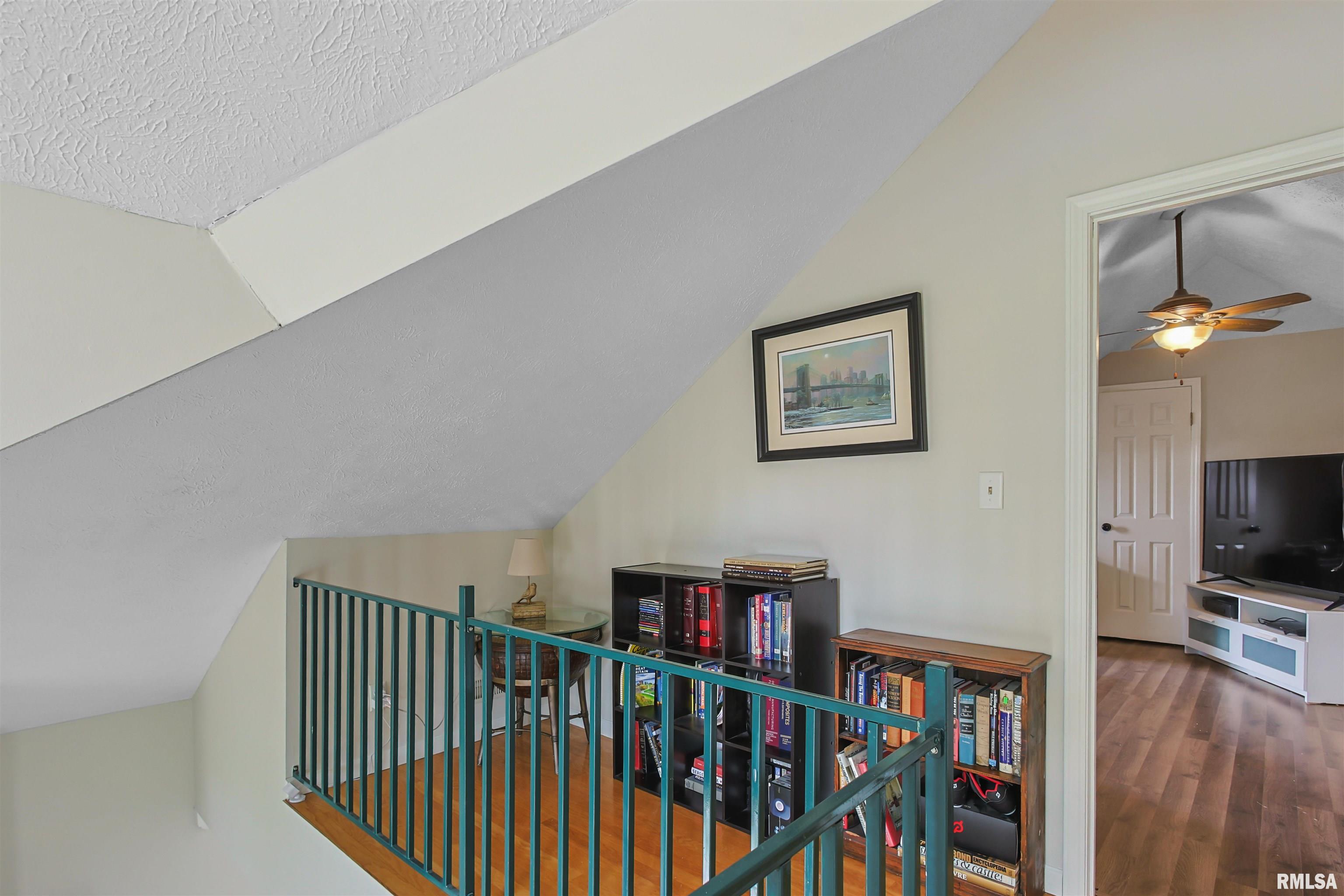 302 W Sylvester Street, Christopher, Illinois image 24