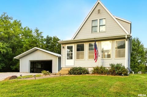 Homes For Sale - 725 N Mechanic Street<br/> Macomb, IL 61455