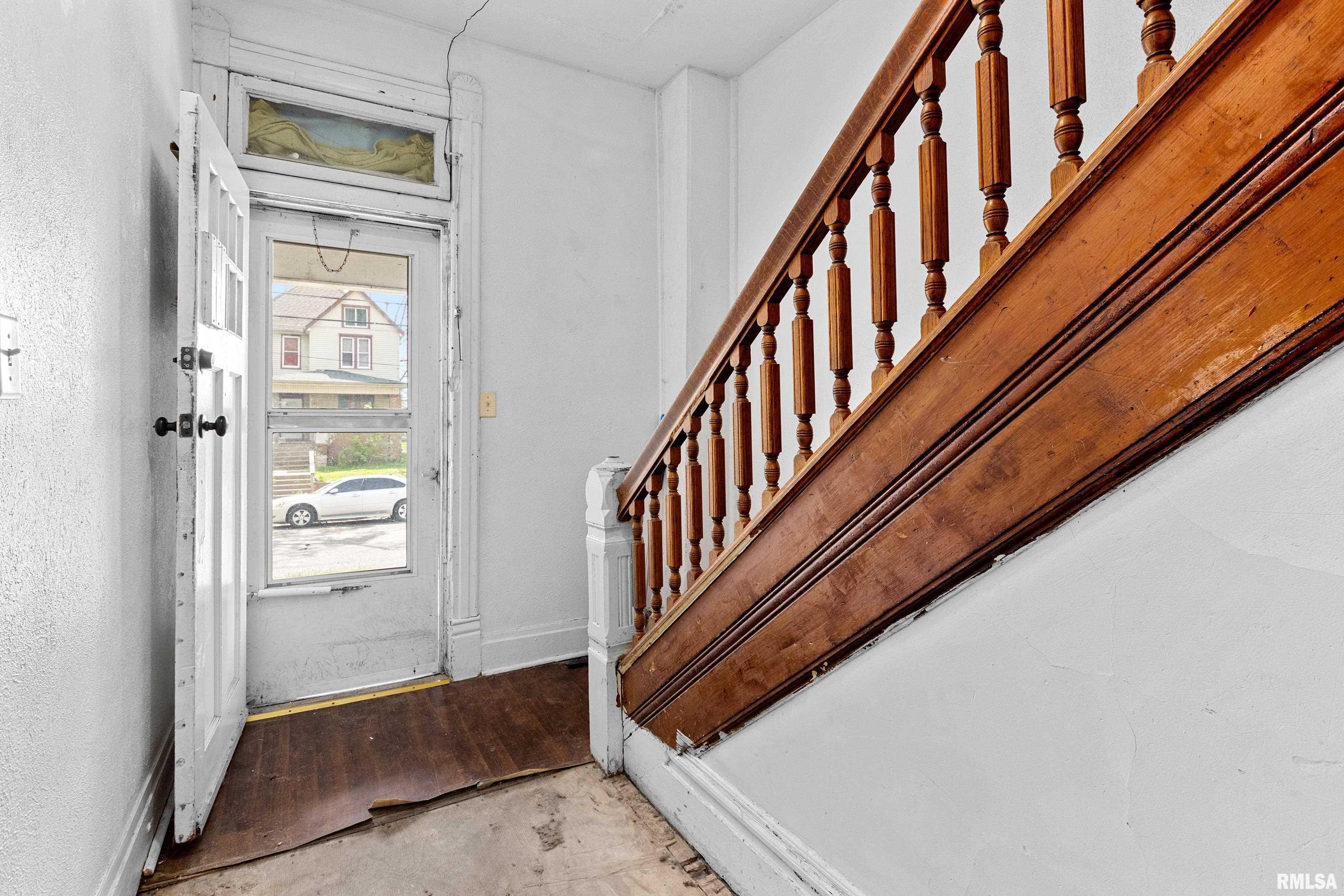 1812 N Peoria Avenue, Peoria, Illinois image 5