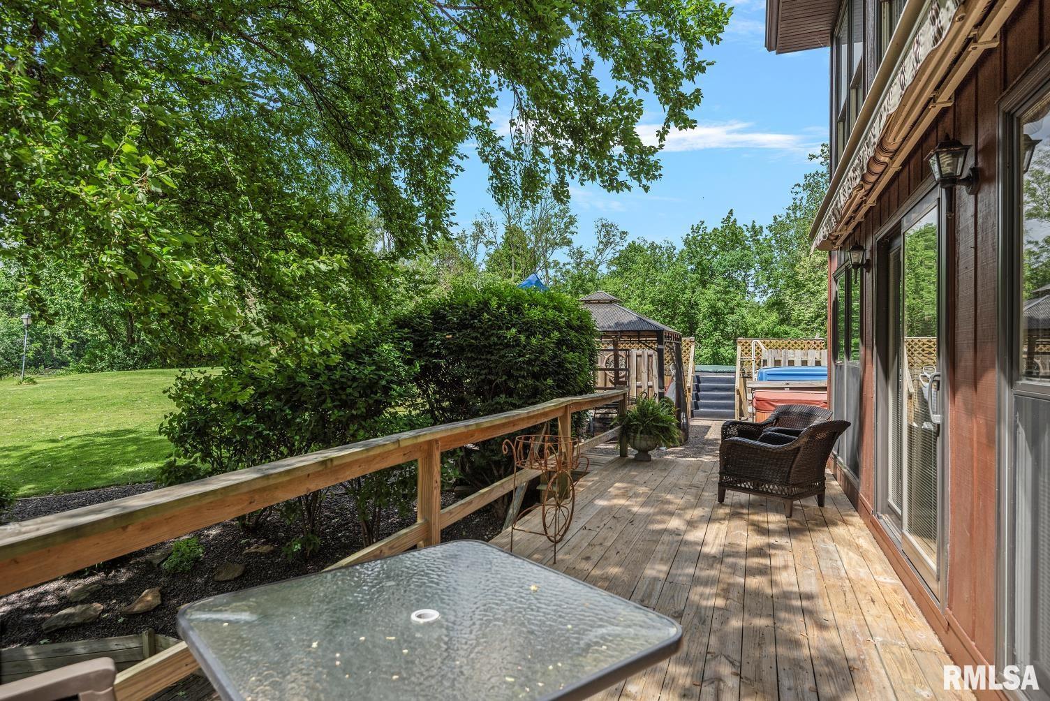 2242 Lake Jacksonville Road, Jacksonville, Illinois image 17