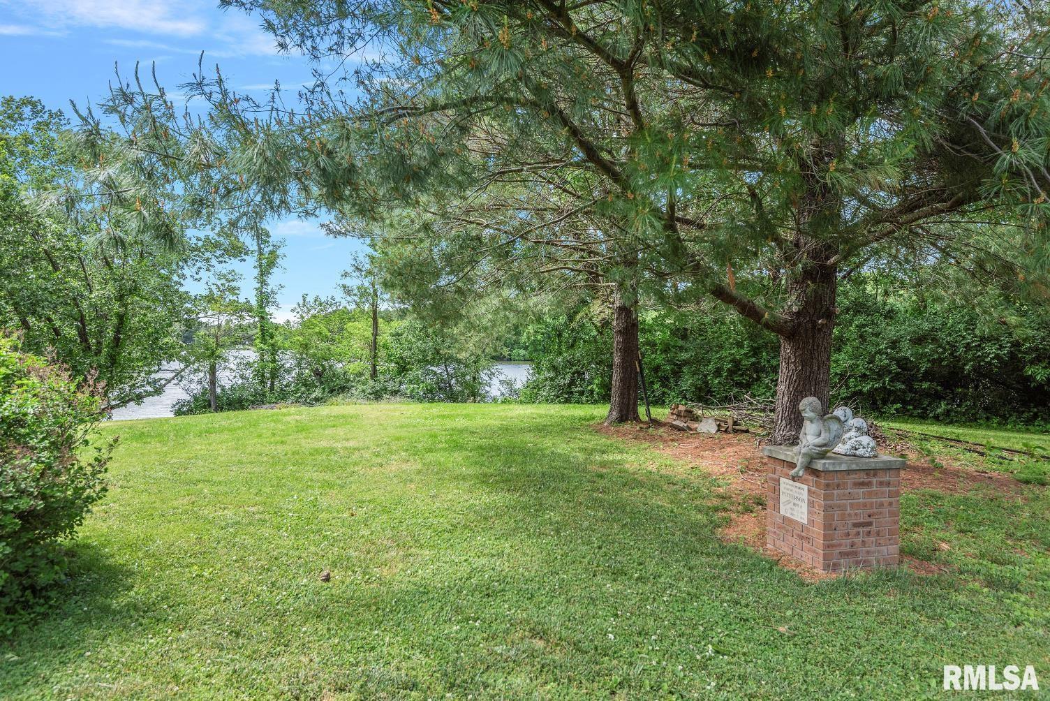 2242 Lake Jacksonville Road, Jacksonville, Illinois image 9