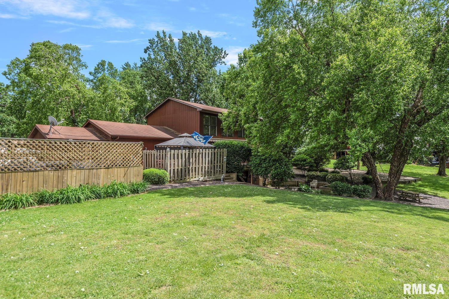2242 Lake Jacksonville Road, Jacksonville, Illinois image 19