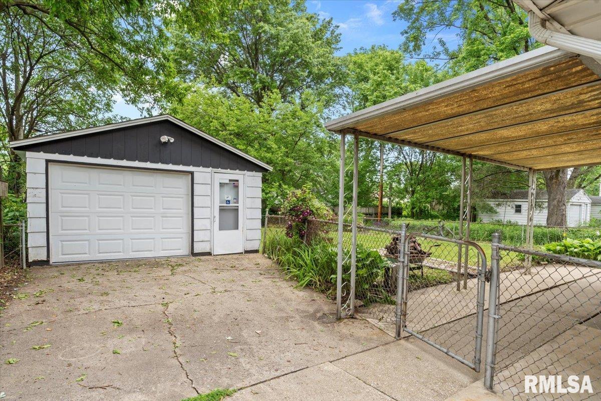 1617 Fairmont Drive, Springfield, Illinois image 24