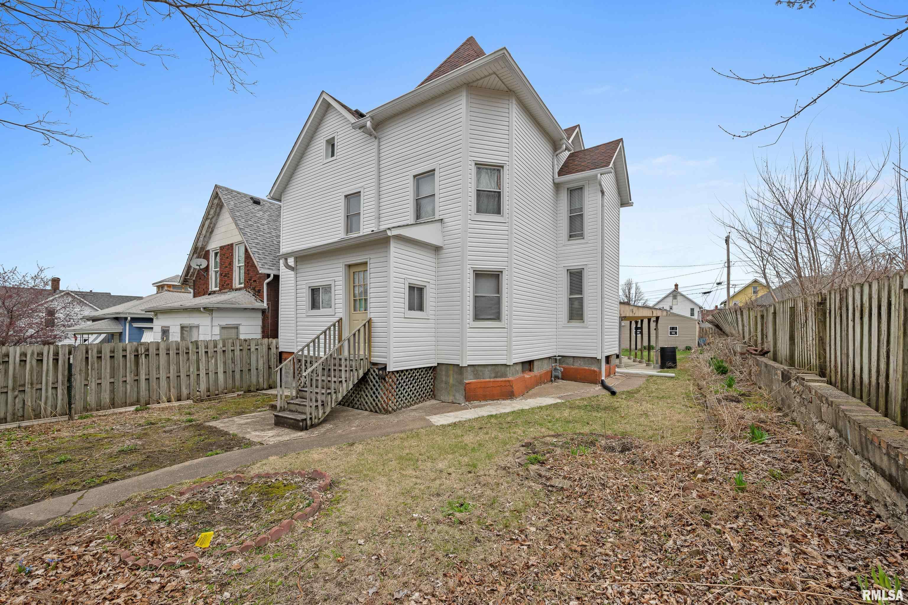 414 8th Street, Moline, Illinois image 1