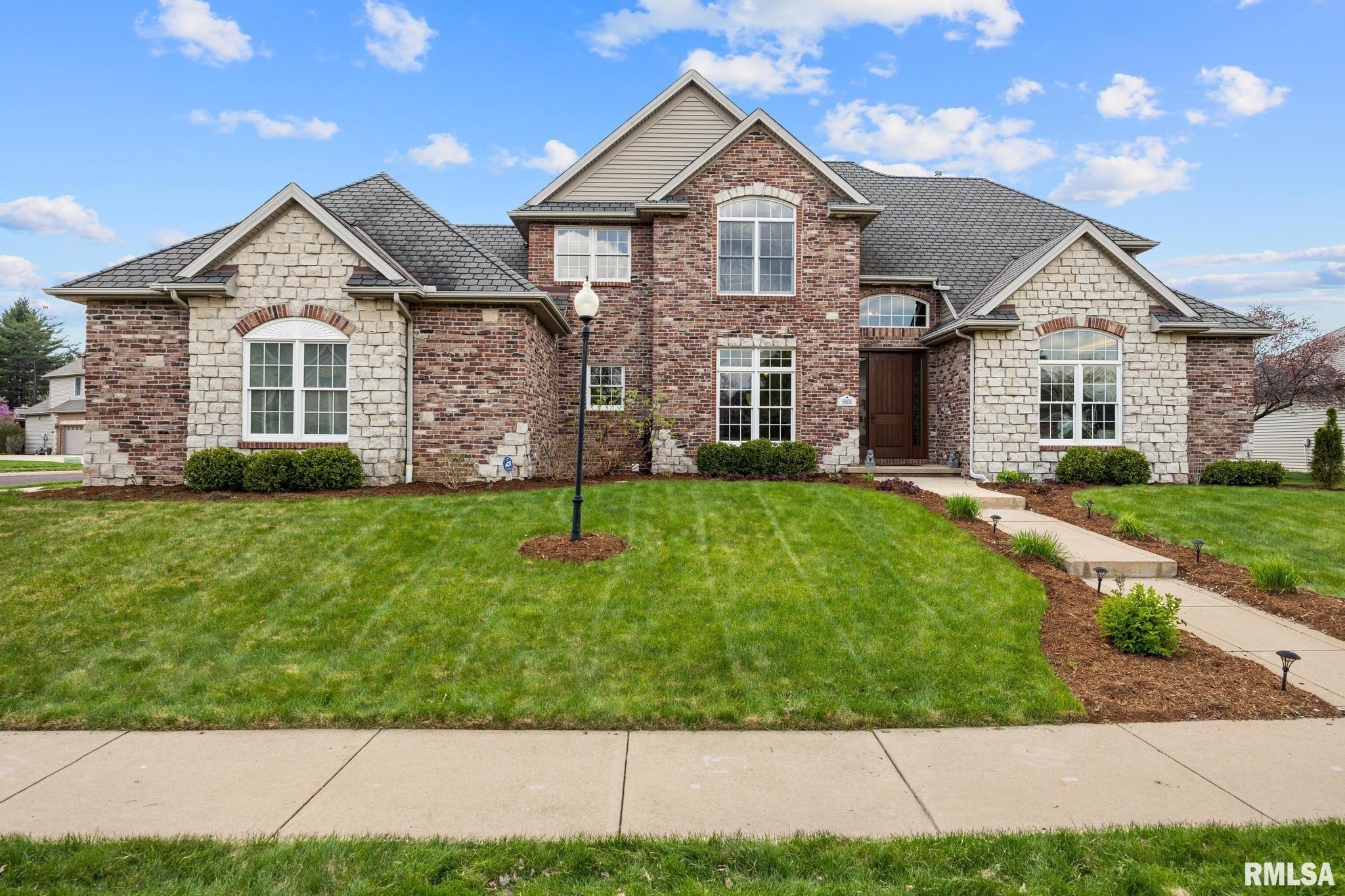 5808 Forestwood Drive, Peoria, Illinois image 1