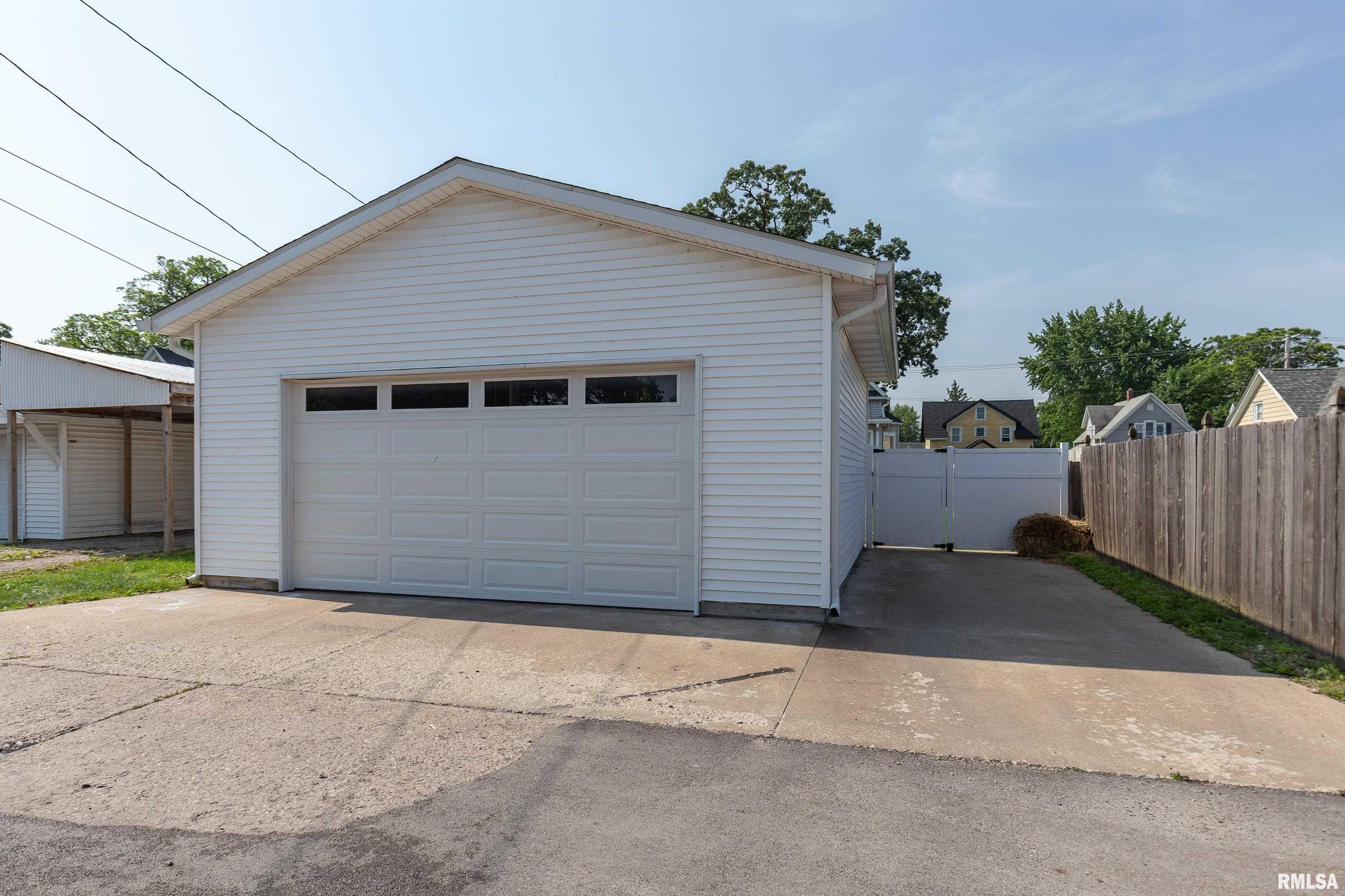 1637 24th Avenue, Moline, Illinois image 31