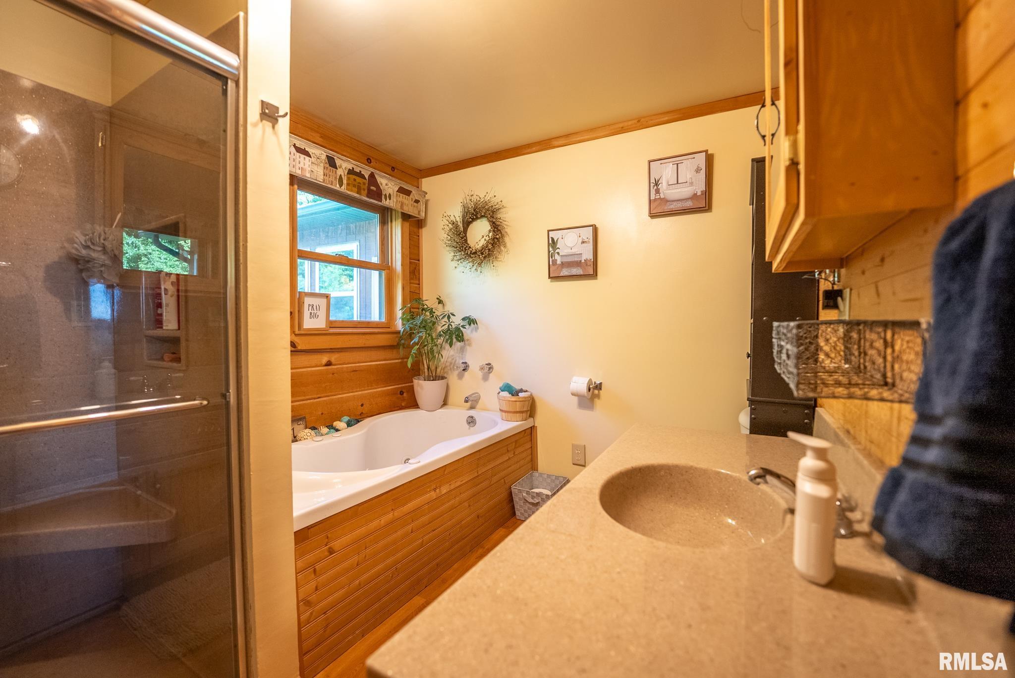 2061 N 425th Street, Vandalia, Illinois image 15