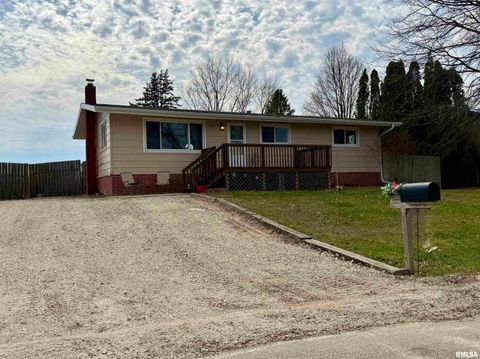 Homes For Sale - 194 Lakeview Drive<br/> Wataga, IL 61488