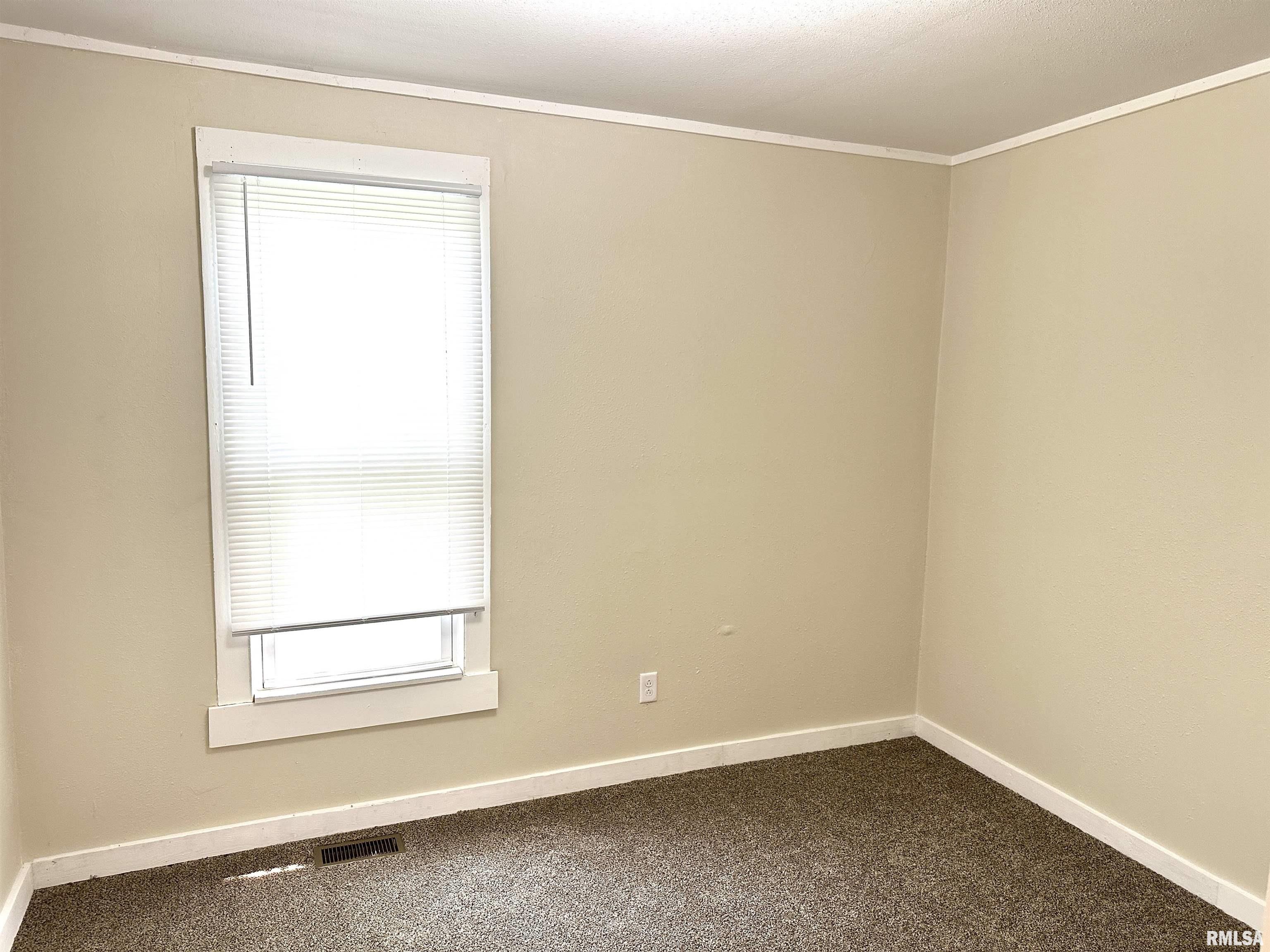 518 Noleman Street, Centralia, Illinois image 14