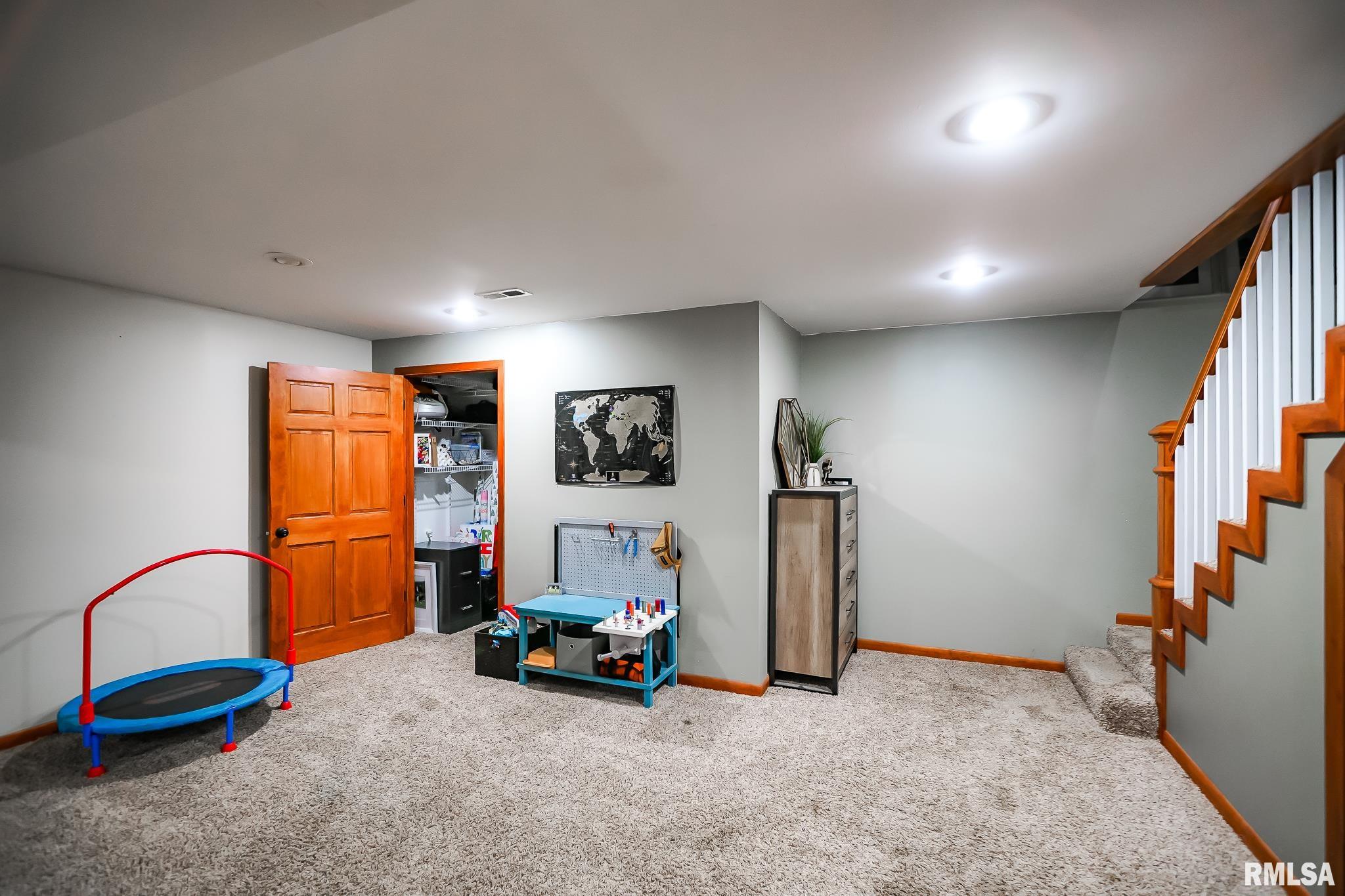 725 W Horseshoe Trail, Edelstein, Illinois image 32