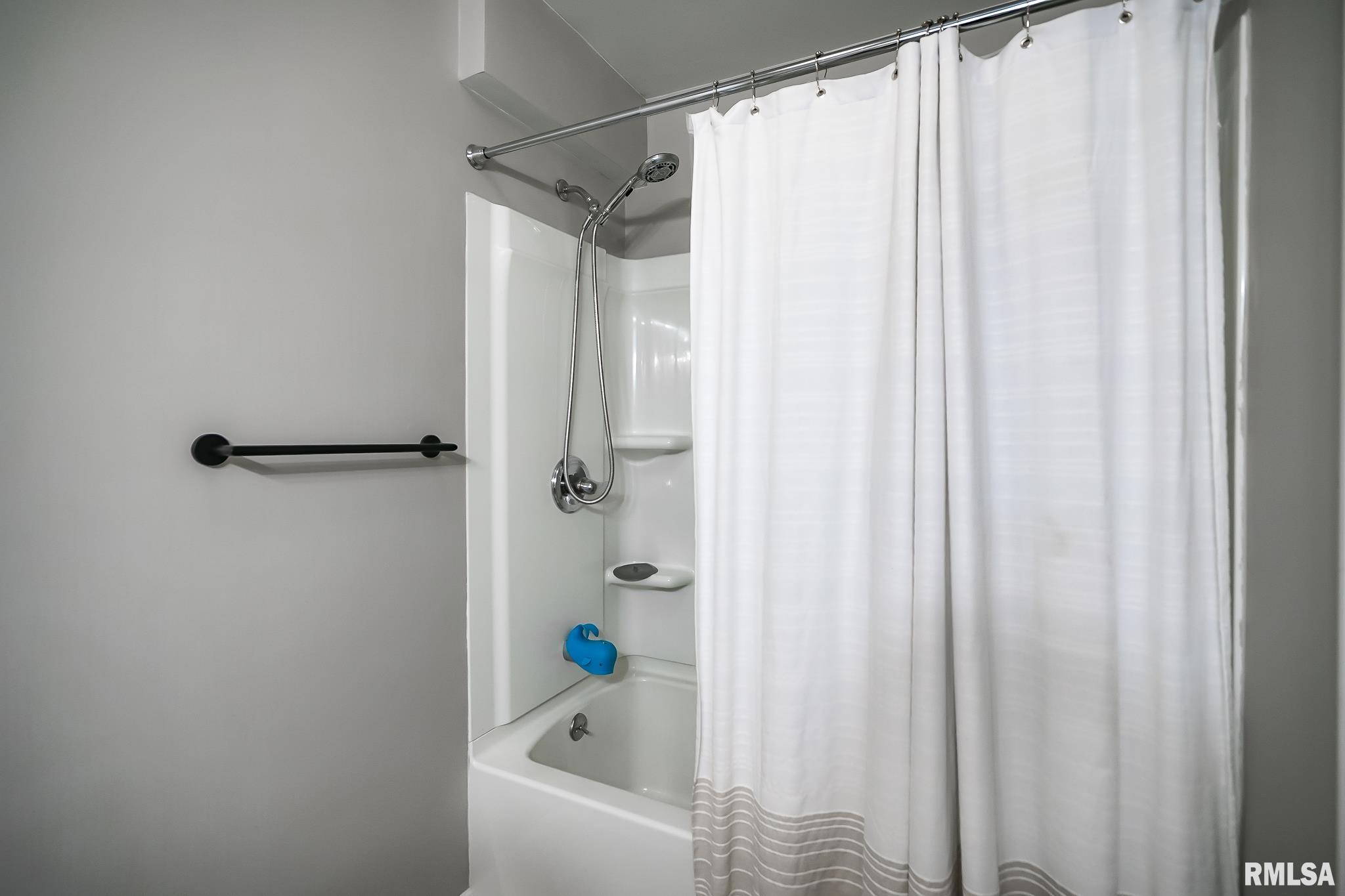 725 W Horseshoe Trail, Edelstein, Illinois image 25
