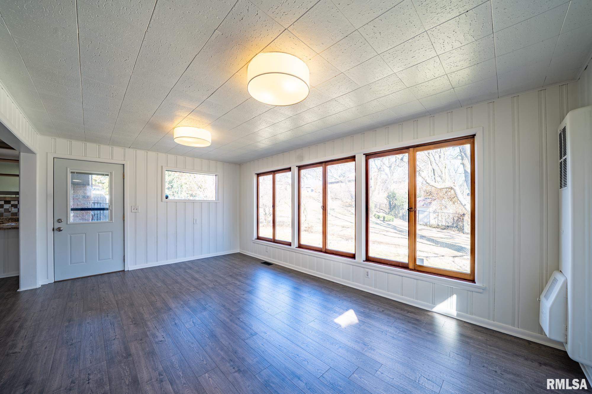 111 W Merle Lane, Peoria, Illinois image 27