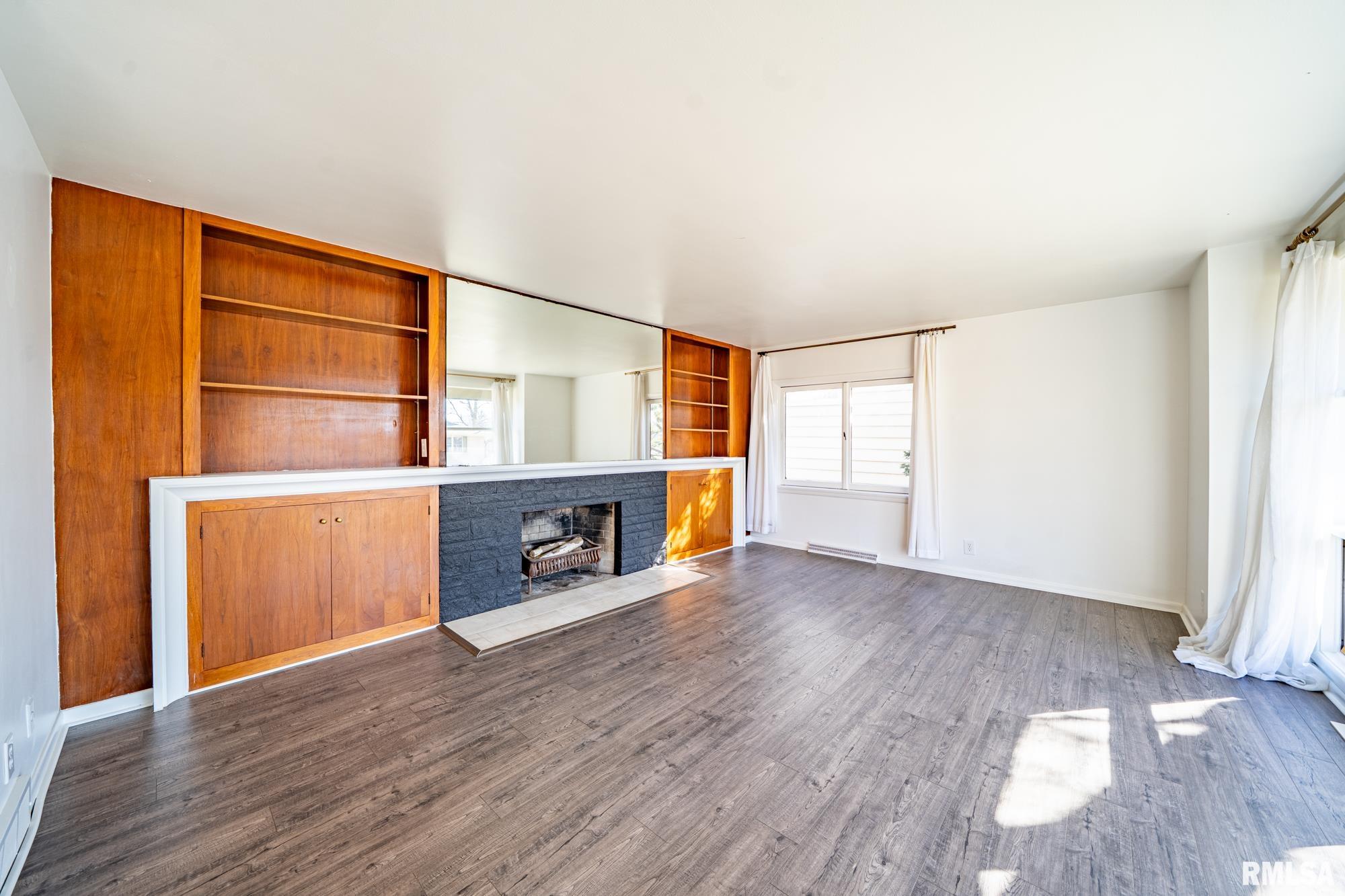 111 W Merle Lane, Peoria, Illinois image 5