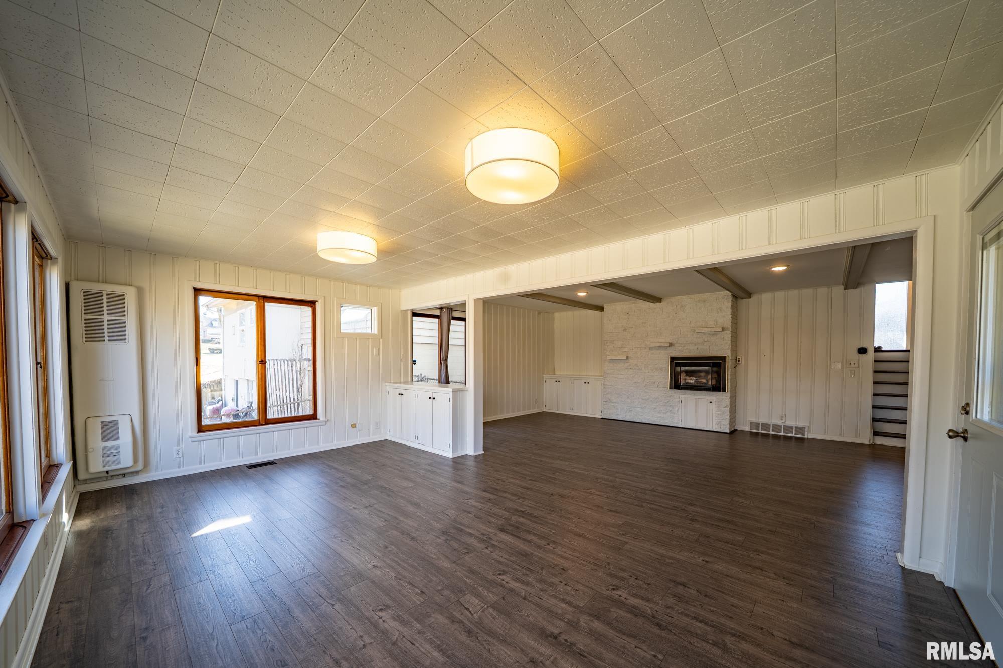 111 W Merle Lane, Peoria, Illinois image 25