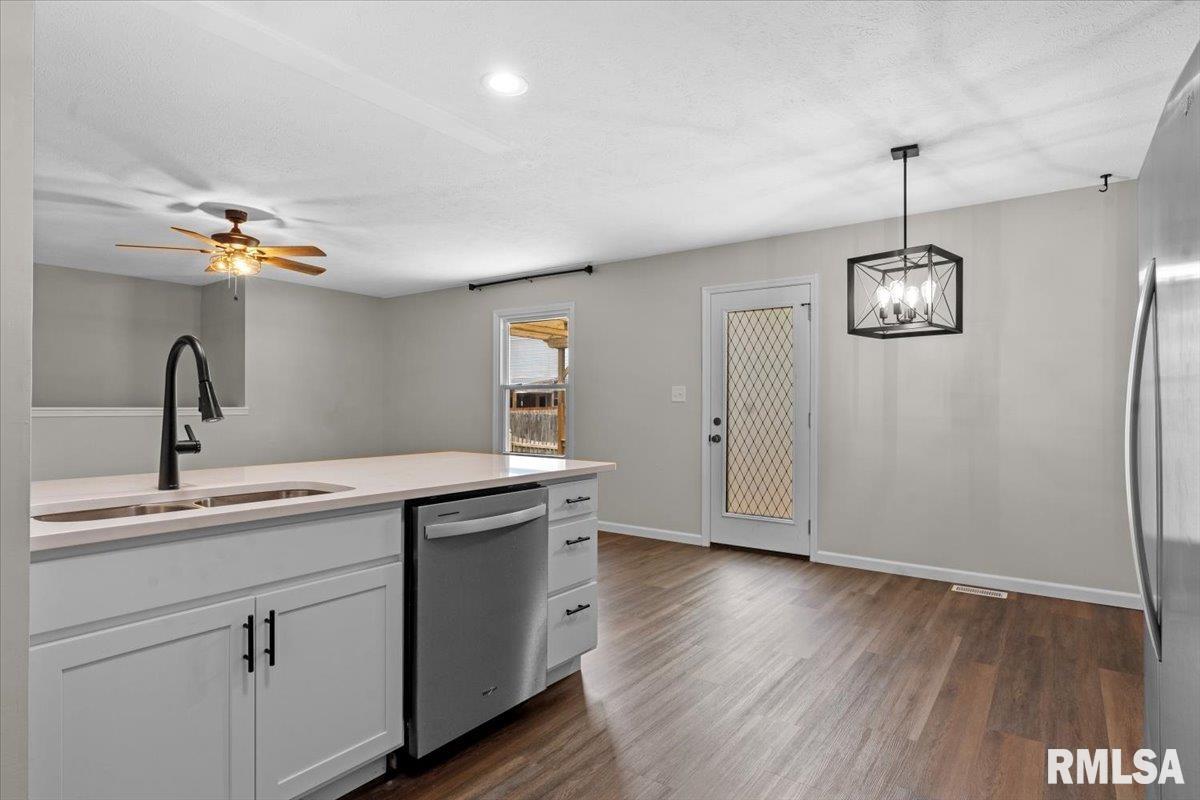 30 Dieudonne Drive, New Berlin, Illinois image 8