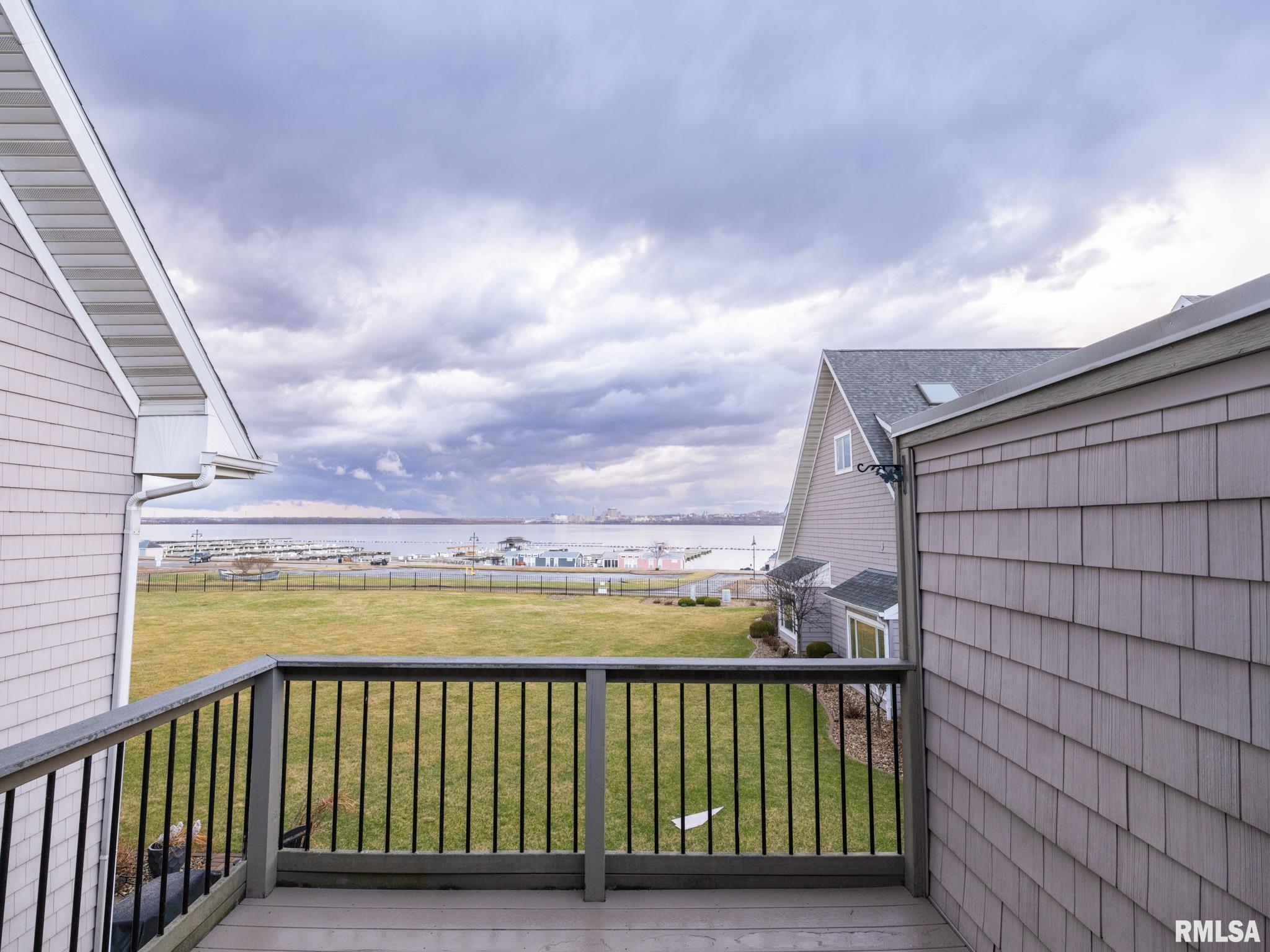 302 Harbor Pointe Drive #302, East Peoria, Illinois image 49