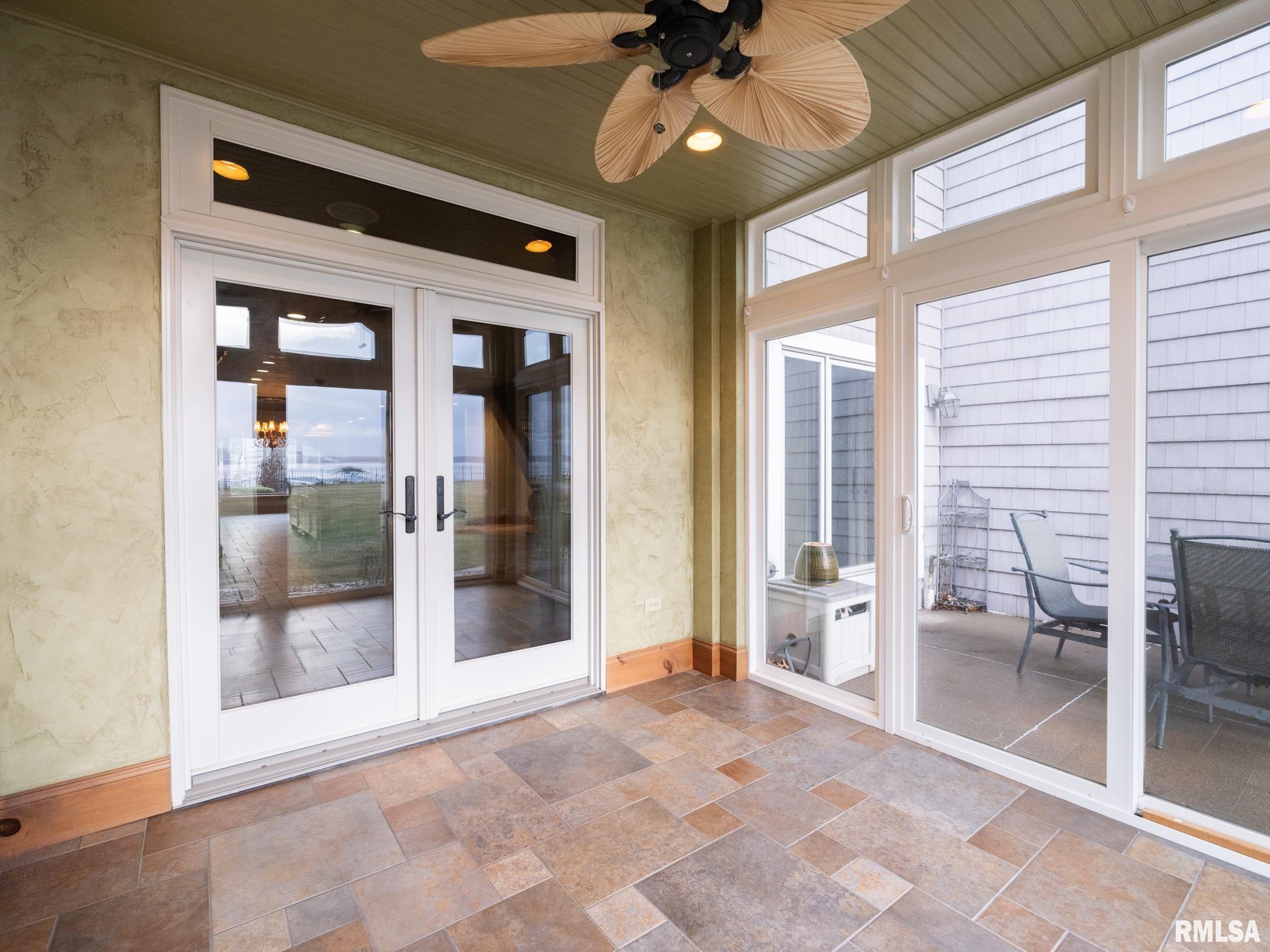302 Harbor Pointe Drive #302, East Peoria, Illinois image 27