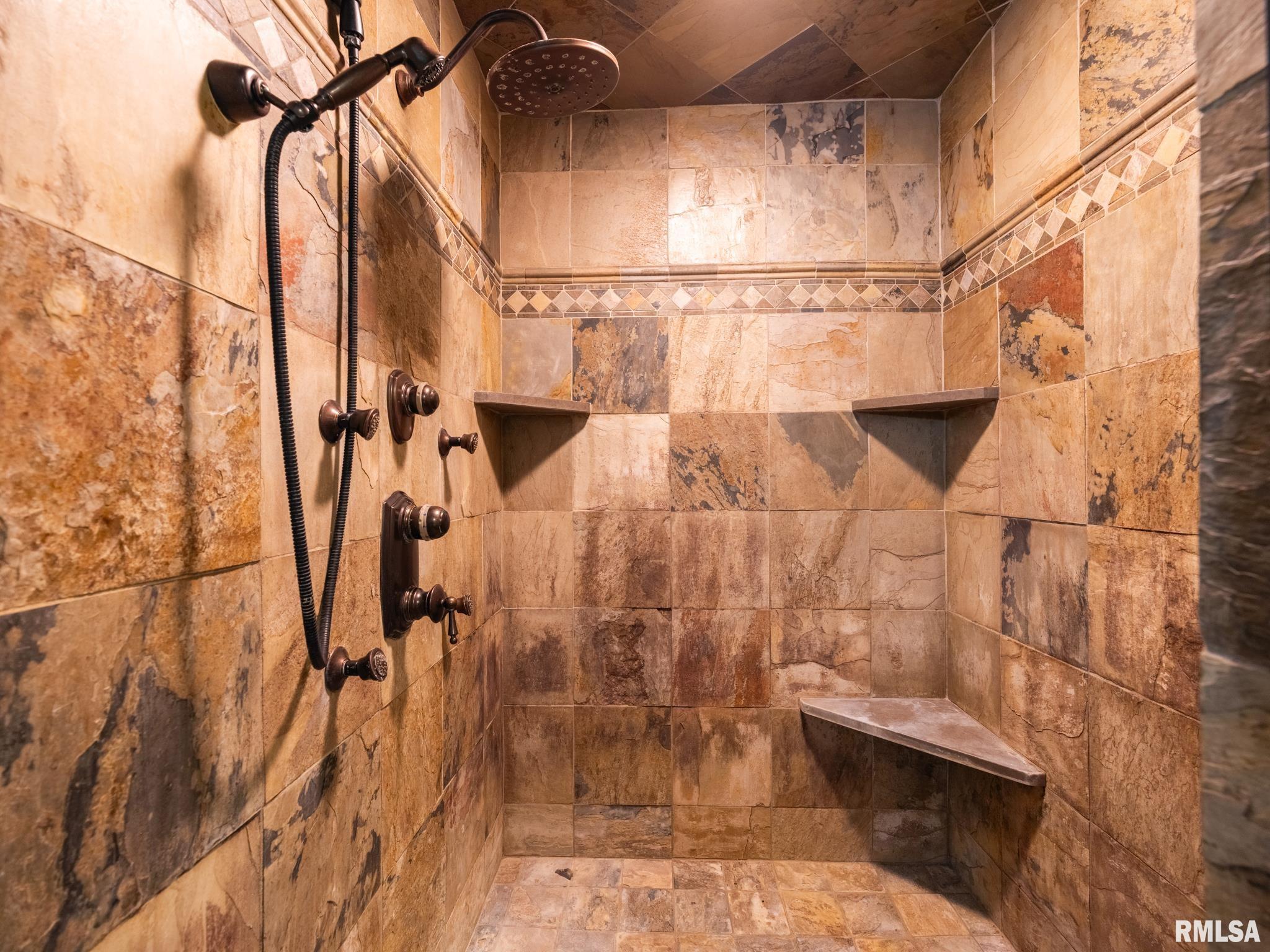 302 Harbor Pointe Drive #302, East Peoria, Illinois image 41