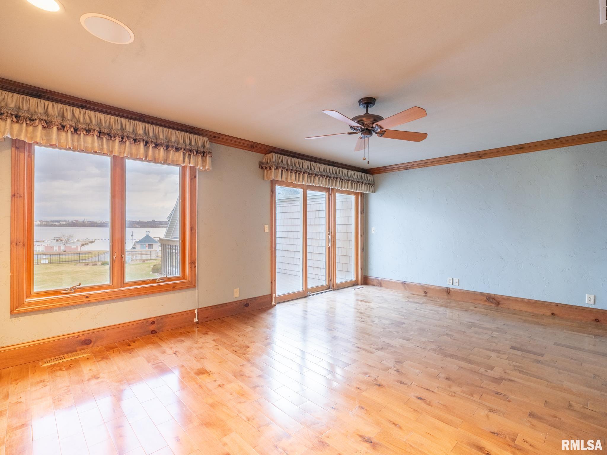302 Harbor Pointe Drive #302, East Peoria, Illinois image 33