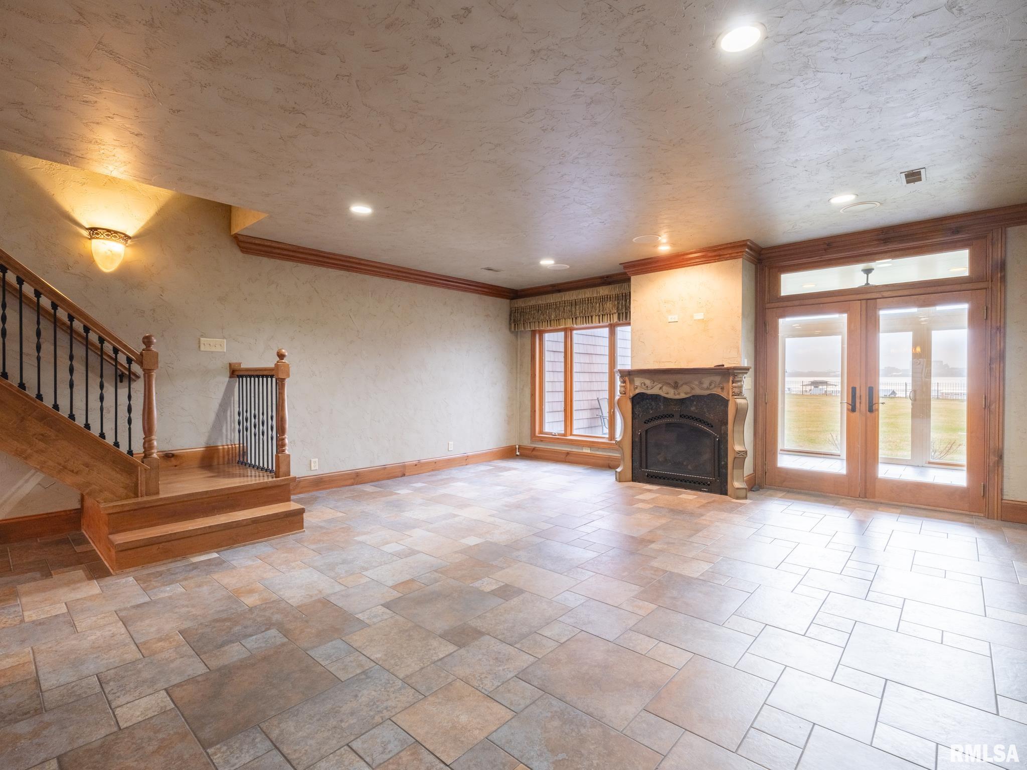 302 Harbor Pointe Drive #302, East Peoria, Illinois image 21
