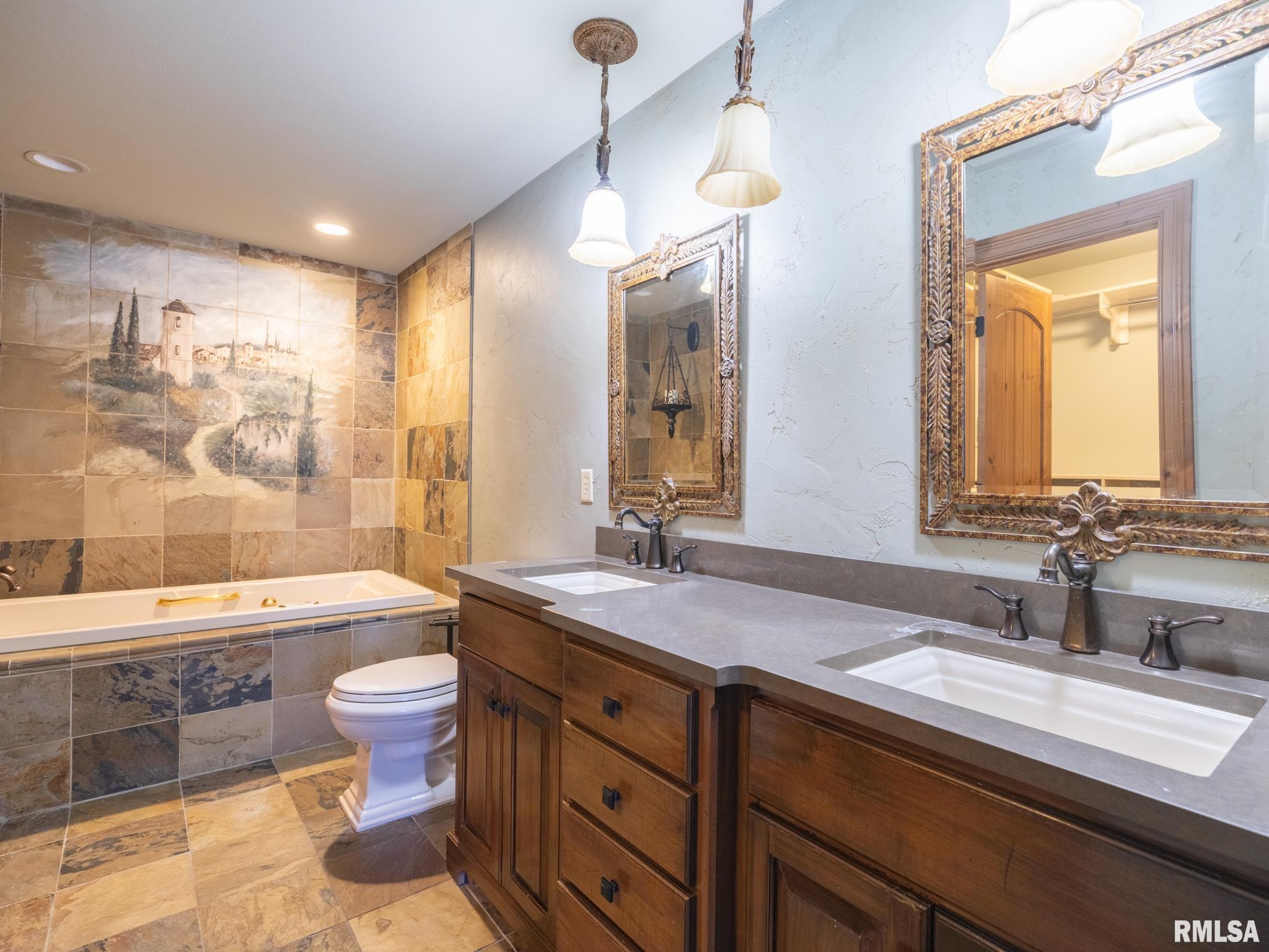 302 Harbor Pointe Drive #302, East Peoria, Illinois image 37