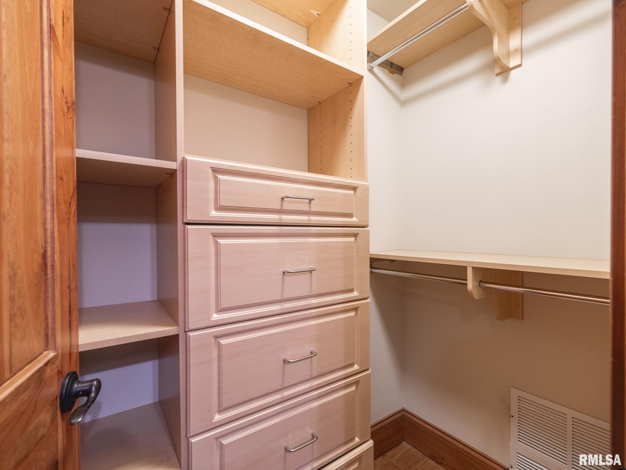 302 Harbor Pointe Drive #302, East Peoria, Illinois image 31