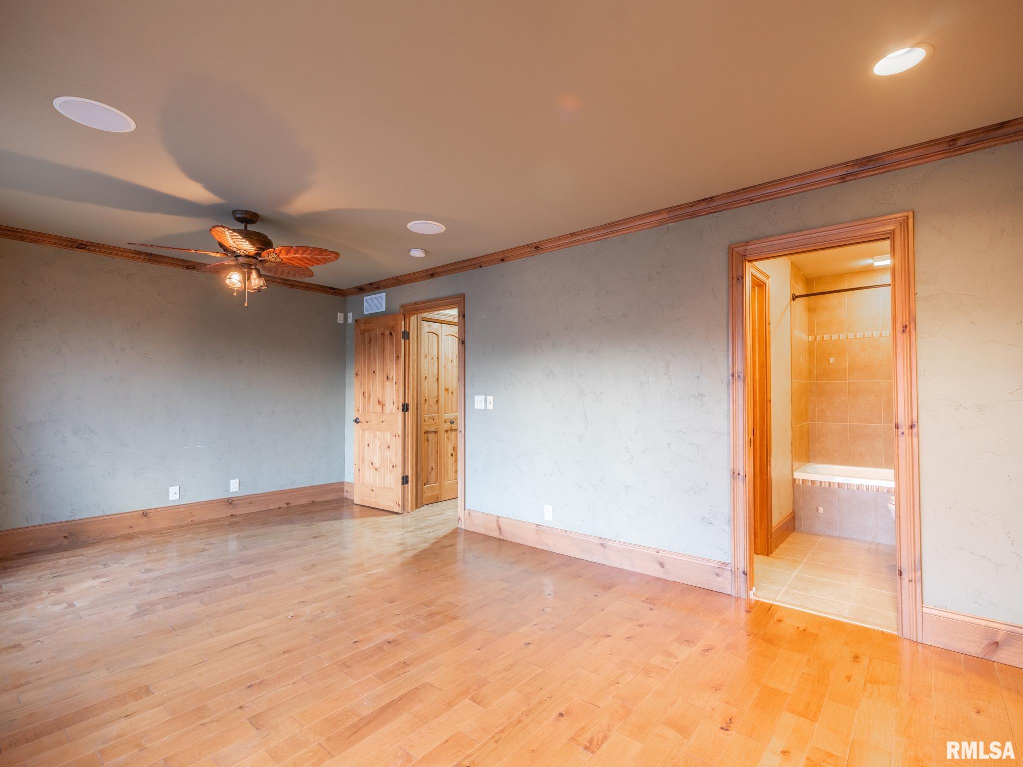 302 Harbor Pointe Drive #302, East Peoria, Illinois image 29