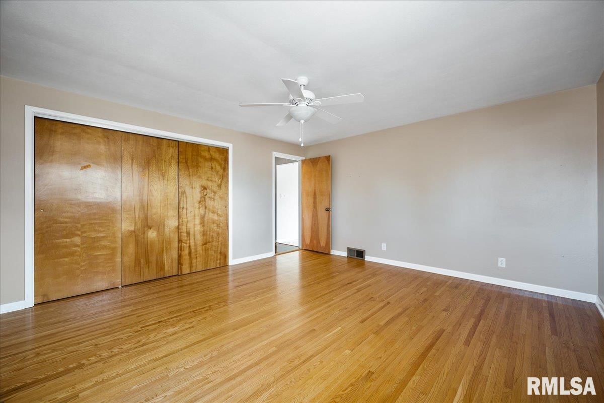 1126 W Lakecrest Drive, Peoria, Illinois image 12