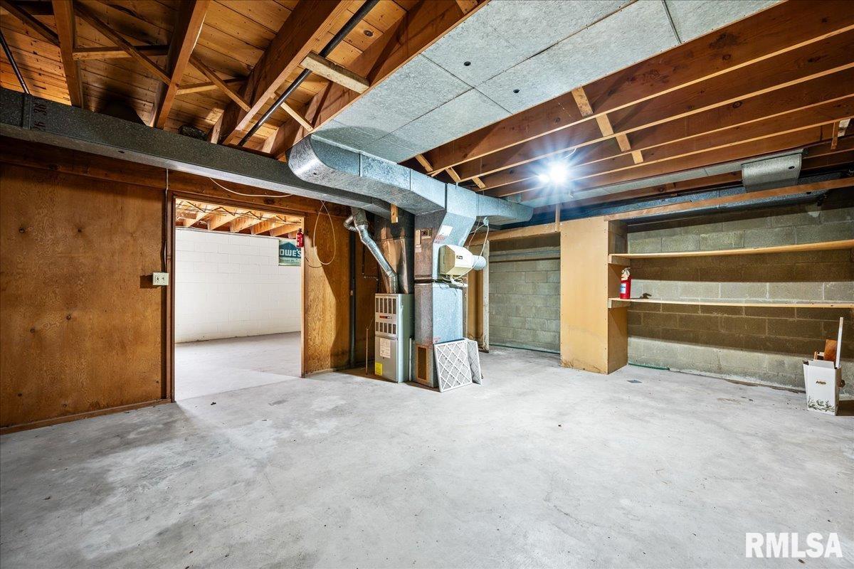 1126 W Lakecrest Drive, Peoria, Illinois image 18