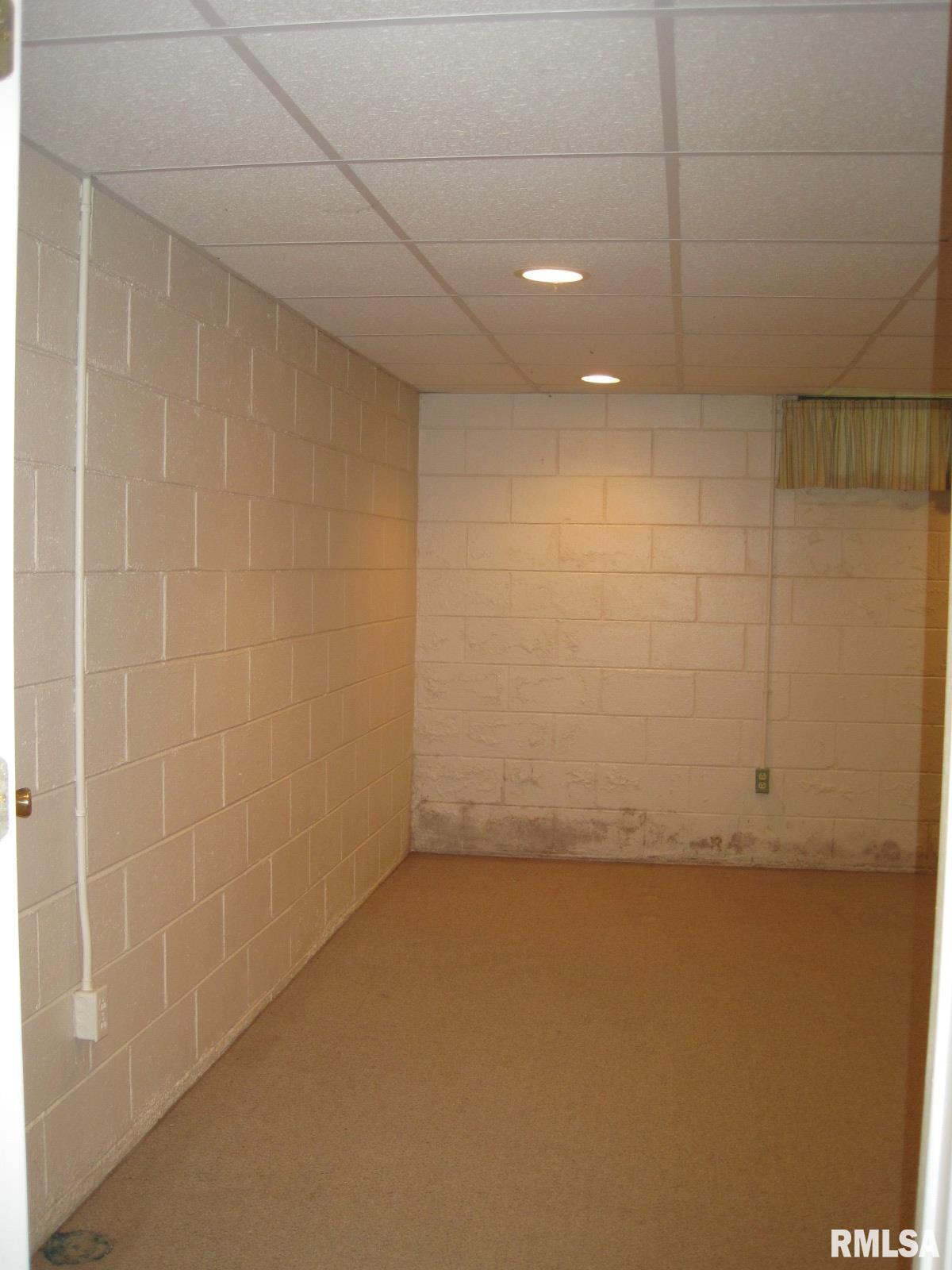 3010 N Western Avenue, Peoria, Illinois image 33