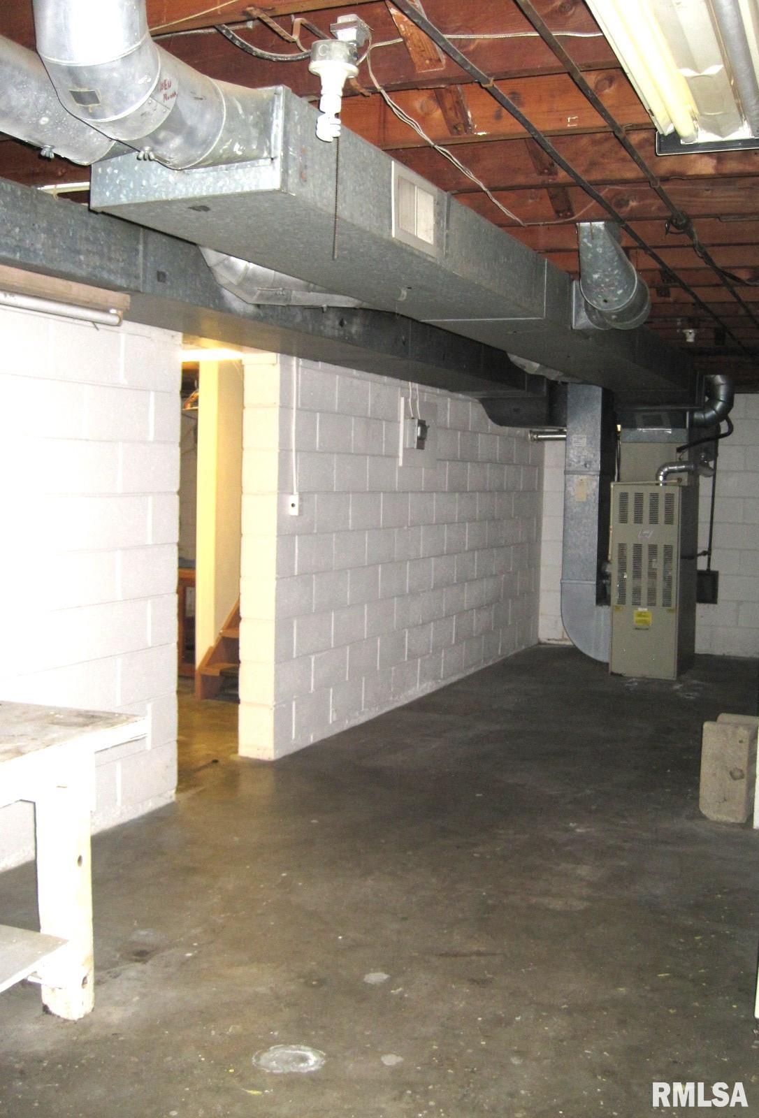 3010 N Western Avenue, Peoria, Illinois image 28