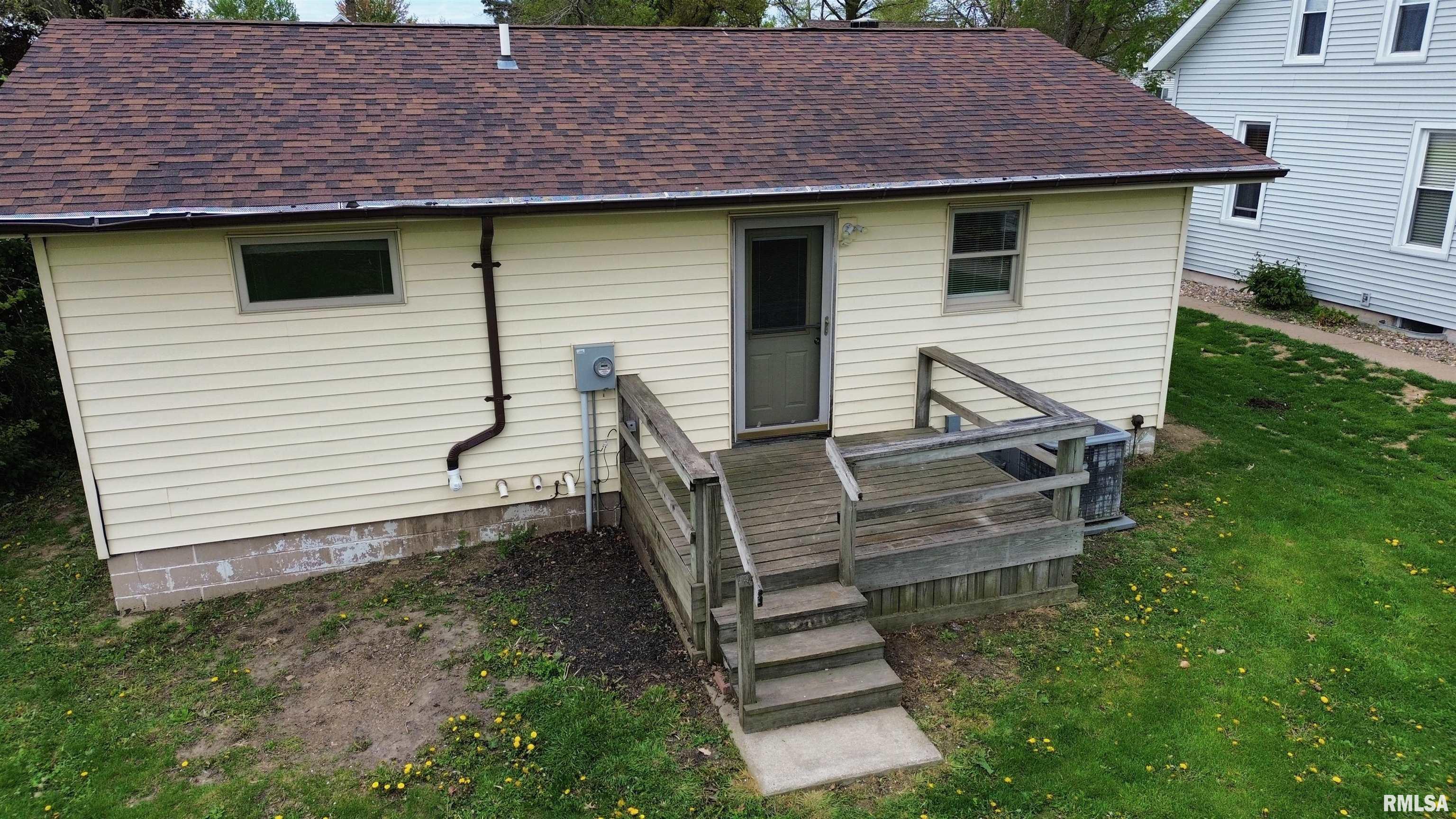620 Main Street, New Liberty, Iowa image 18