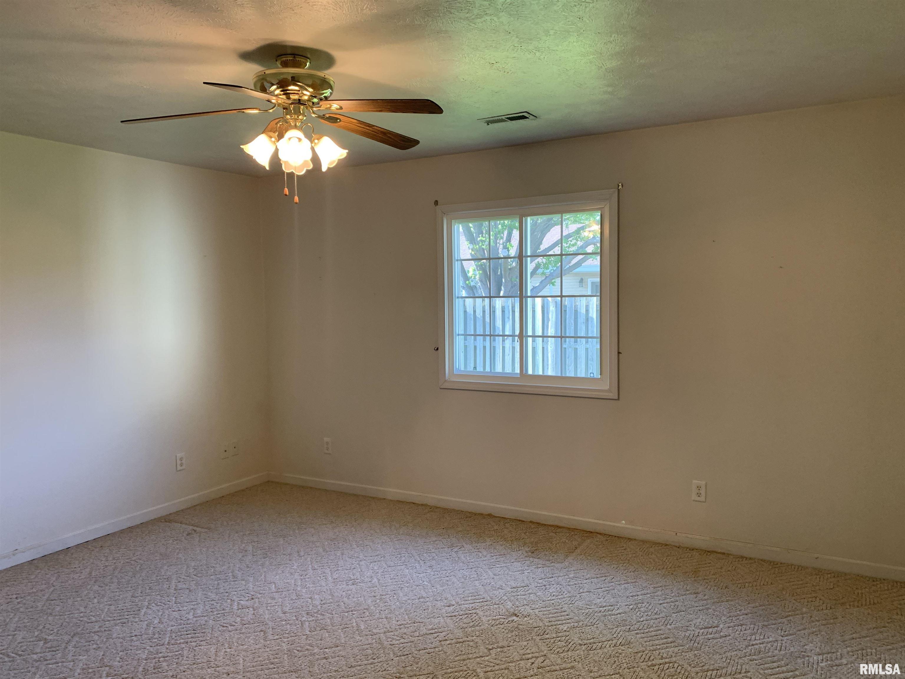 1702 Winchester Court, Marion, Illinois image 23