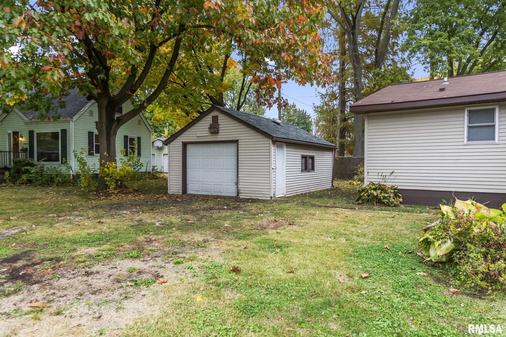 2101 E Hood Street, Springfield, Illinois image 29