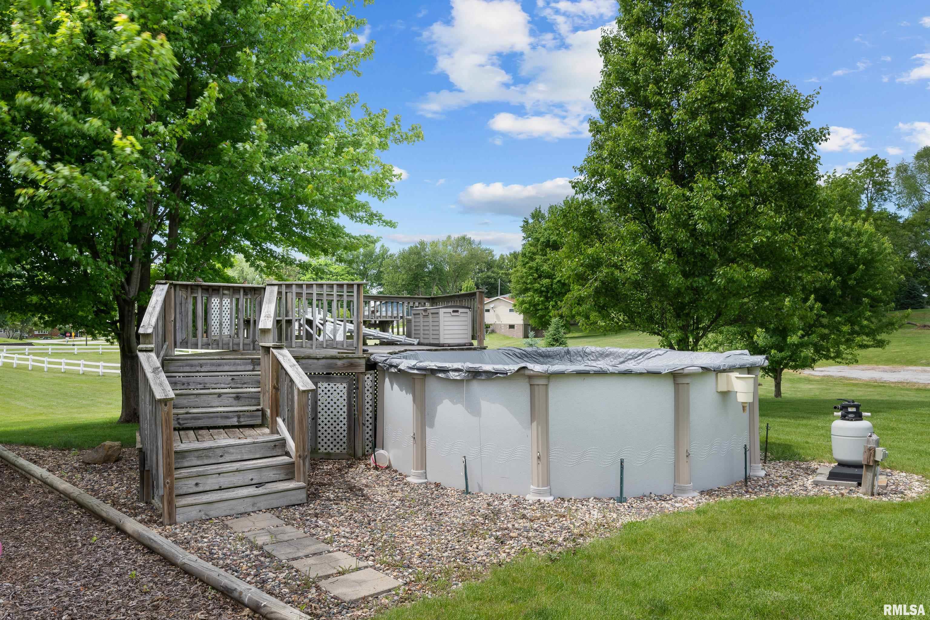 315 W Lincoln Street, Reynolds, Illinois image 47