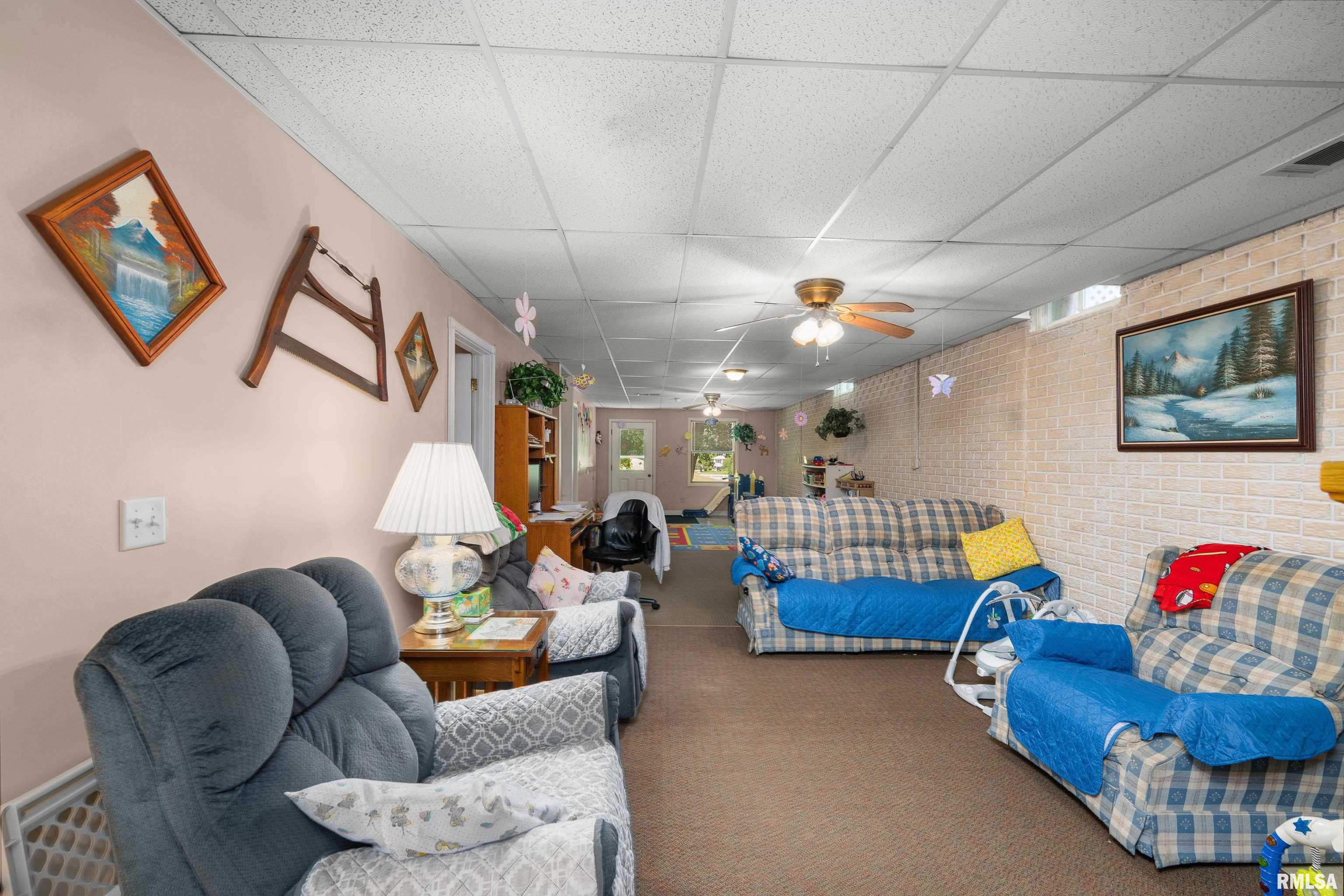 315 W Lincoln Street, Reynolds, Illinois image 30