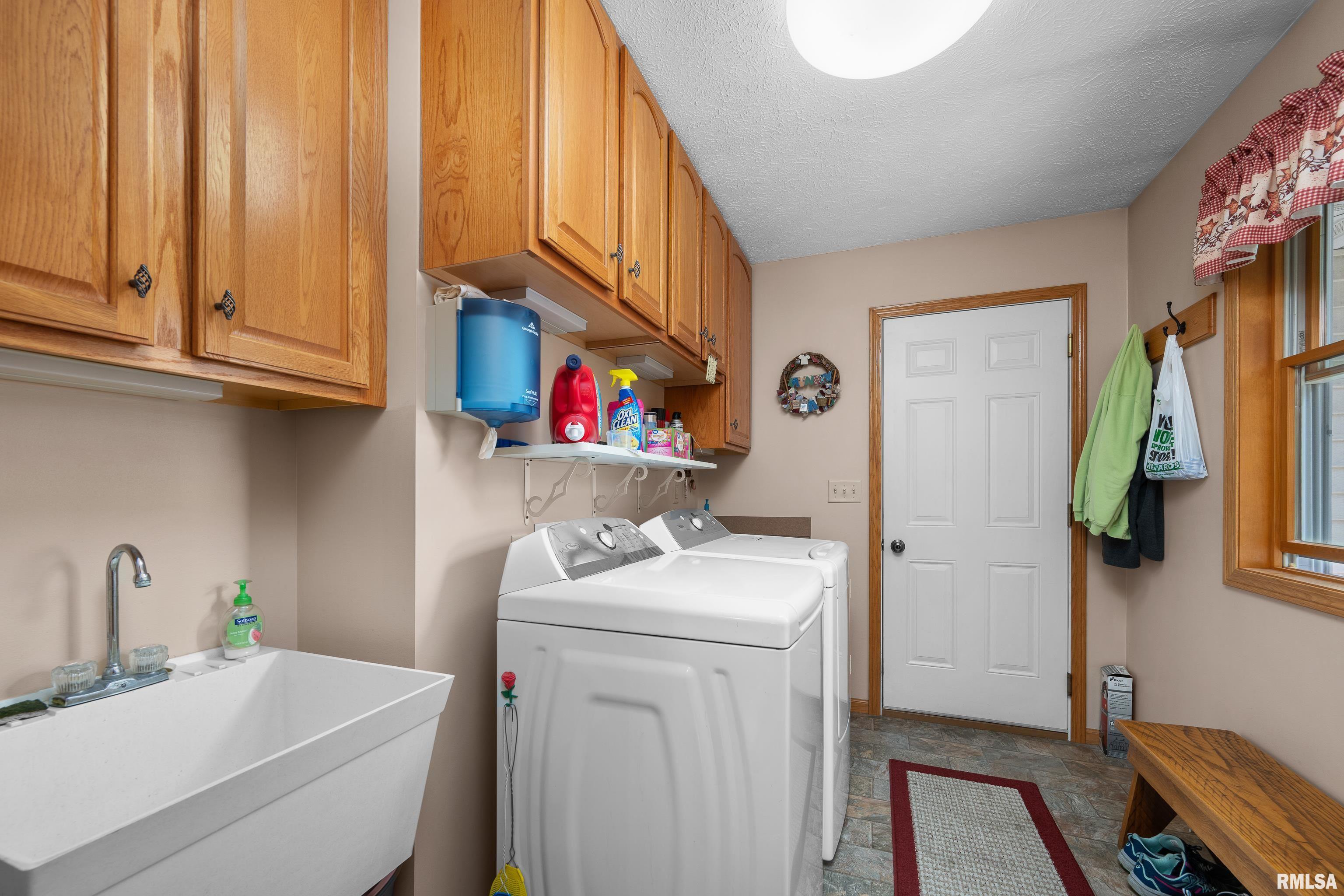 315 W Lincoln Street, Reynolds, Illinois image 26