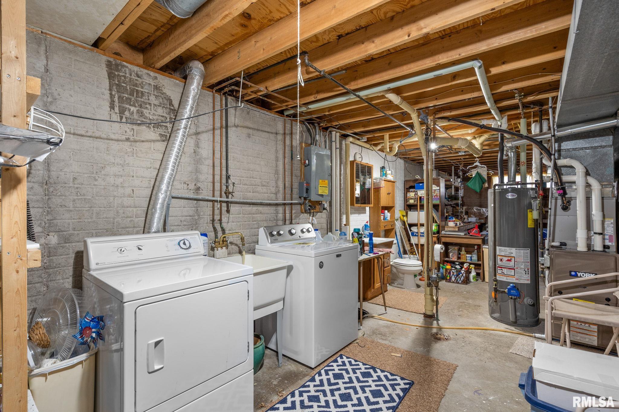 1415 W 59th Street, Davenport, Iowa image 25