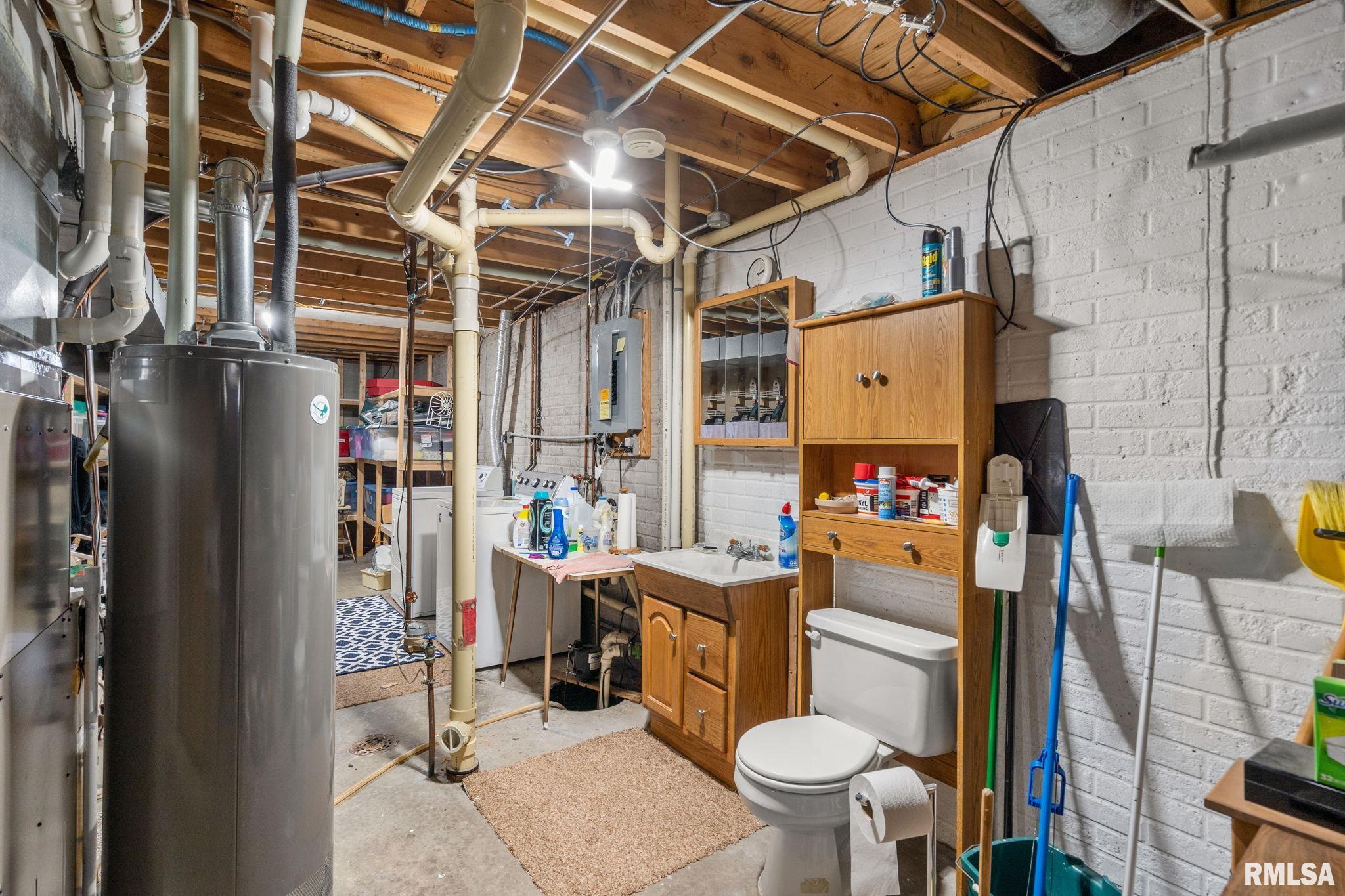 1415 W 59th Street, Davenport, Iowa image 26