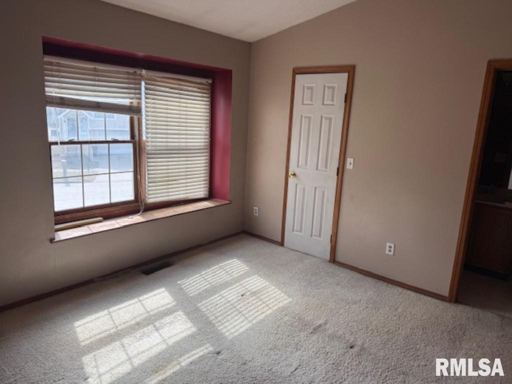 6 Shire Court #2, Bloomington, Illinois image 13
