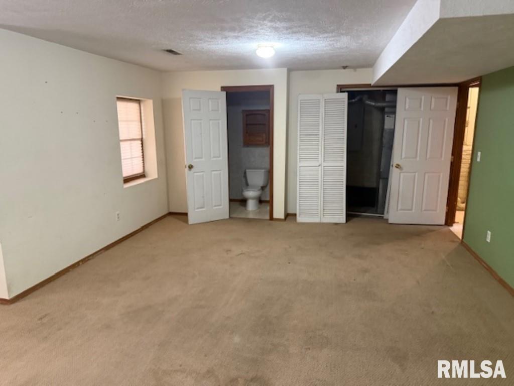 6 Shire Court #2, Bloomington, Illinois image 17