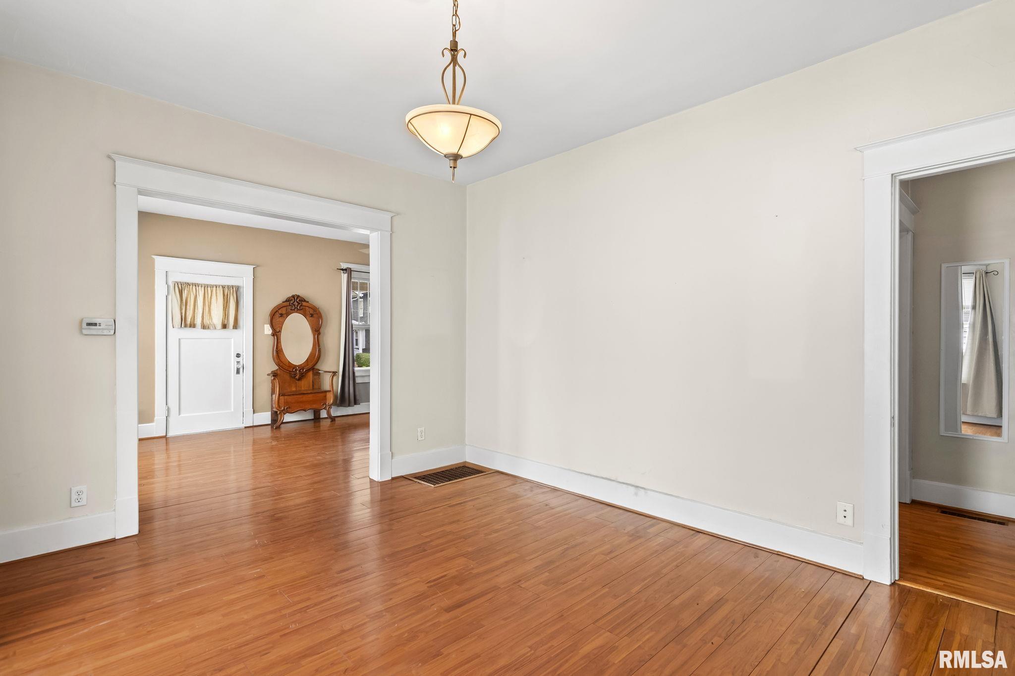 632 Fayette Avenue, Springfield, Illinois image 9