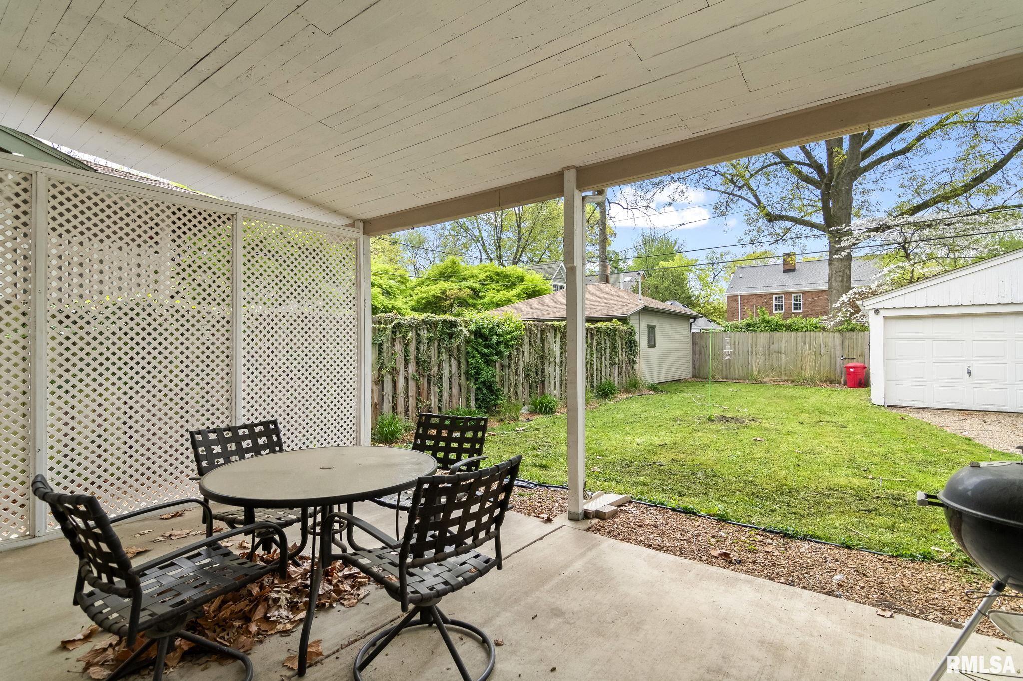 632 Fayette Avenue, Springfield, Illinois image 32