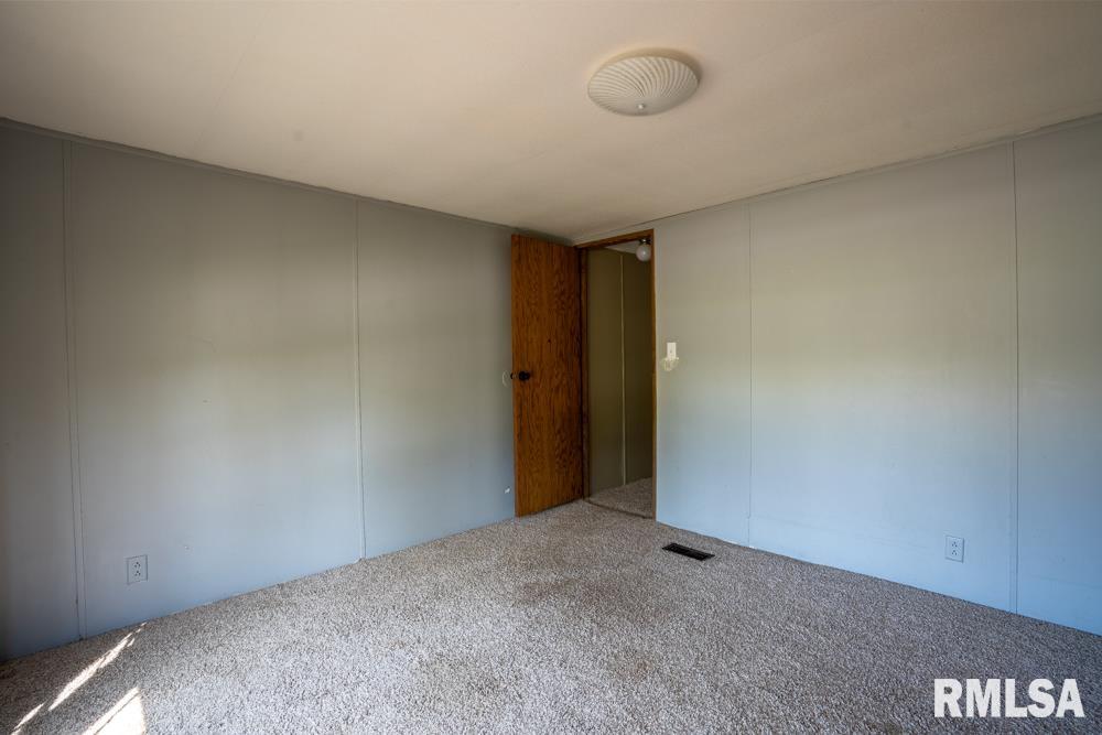 1615 E Saint Louis Street, West Frankfort, Illinois image 9