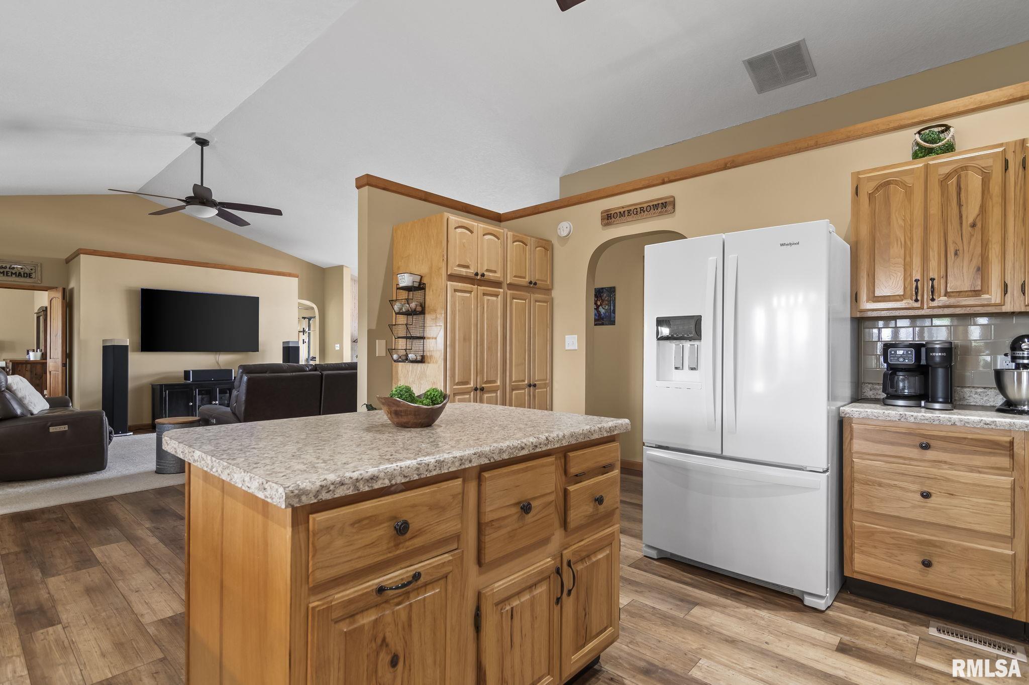 3405 Fairlane Boulevard, Taylorville, Illinois image 13