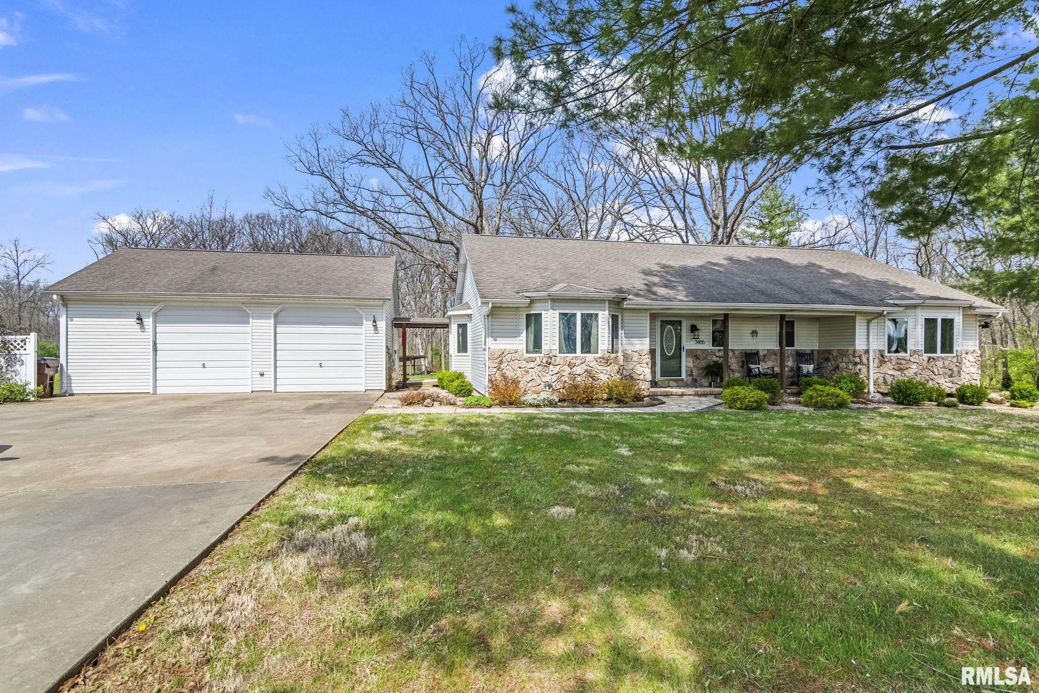 3405 Fairlane Boulevard, Taylorville, Illinois image 1