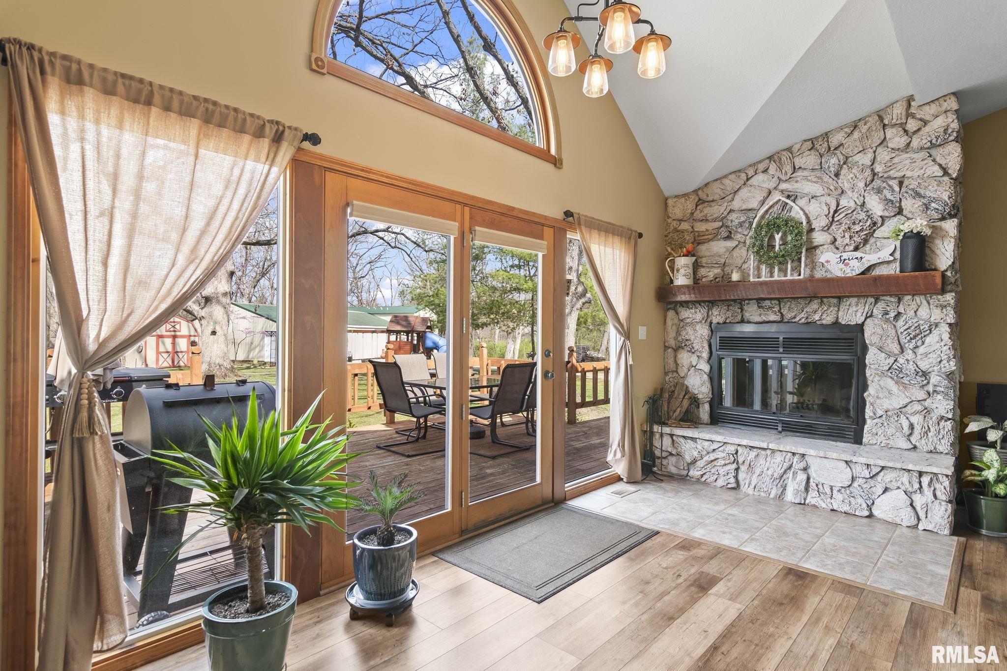 3405 Fairlane Boulevard, Taylorville, Illinois image 10