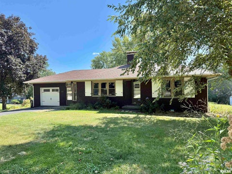 Homes For Sale - 330 N Sycamore Terrace<br/> Fulton County, Canton, IL 61520