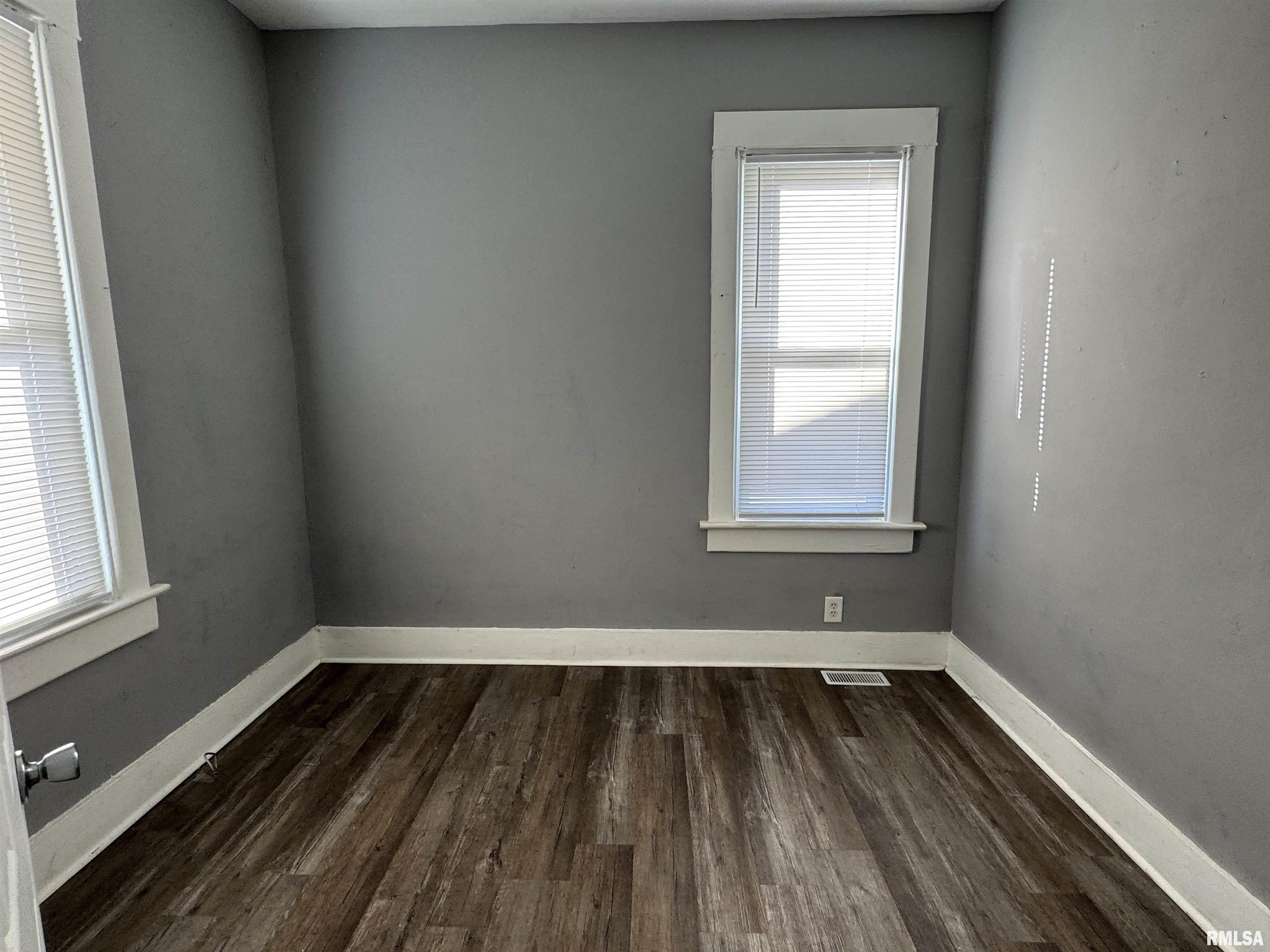 929 W Brons Avenue, Peoria, Illinois image 8